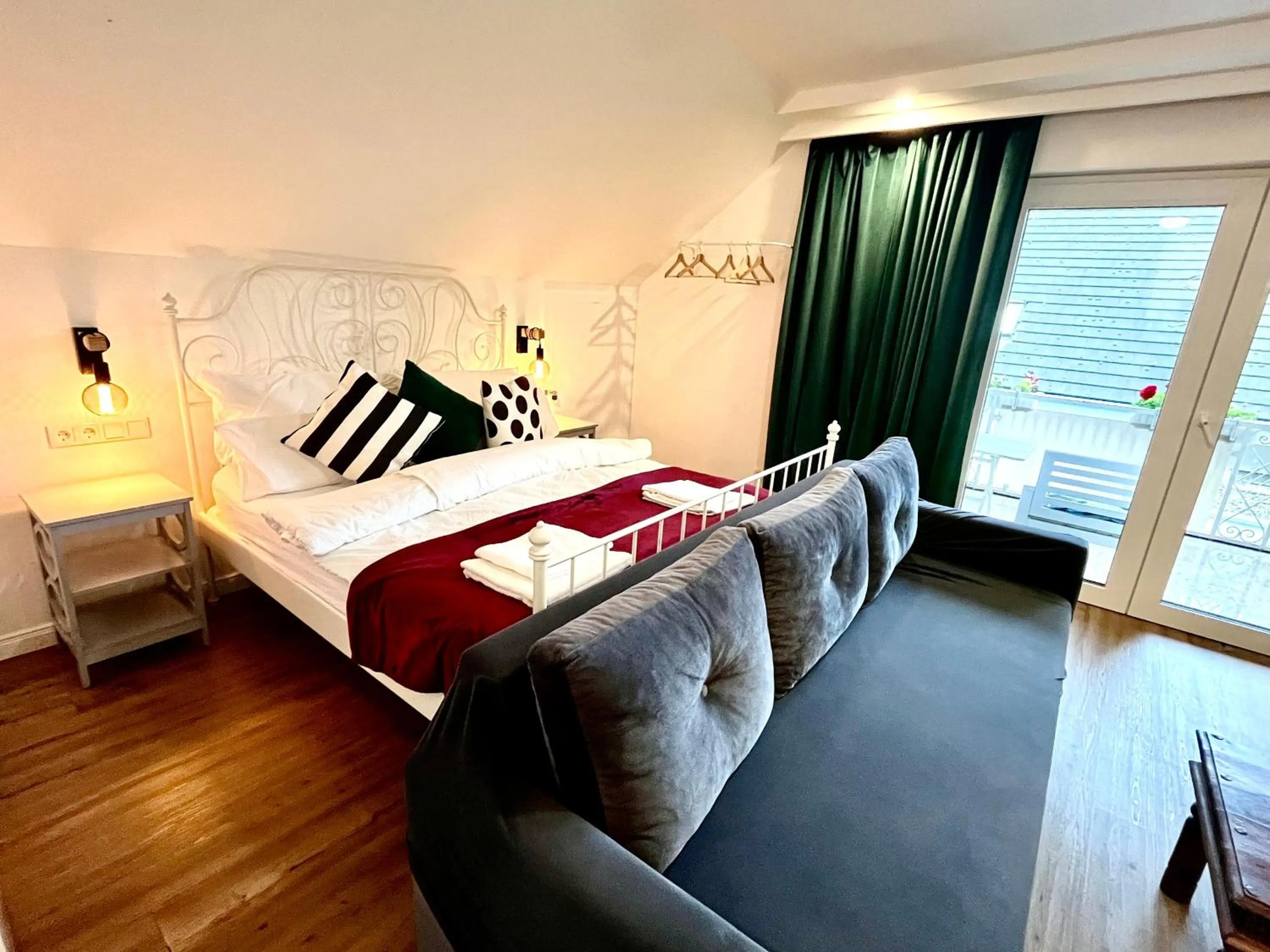 Bed in VILLA ORCHARD Frankfurt