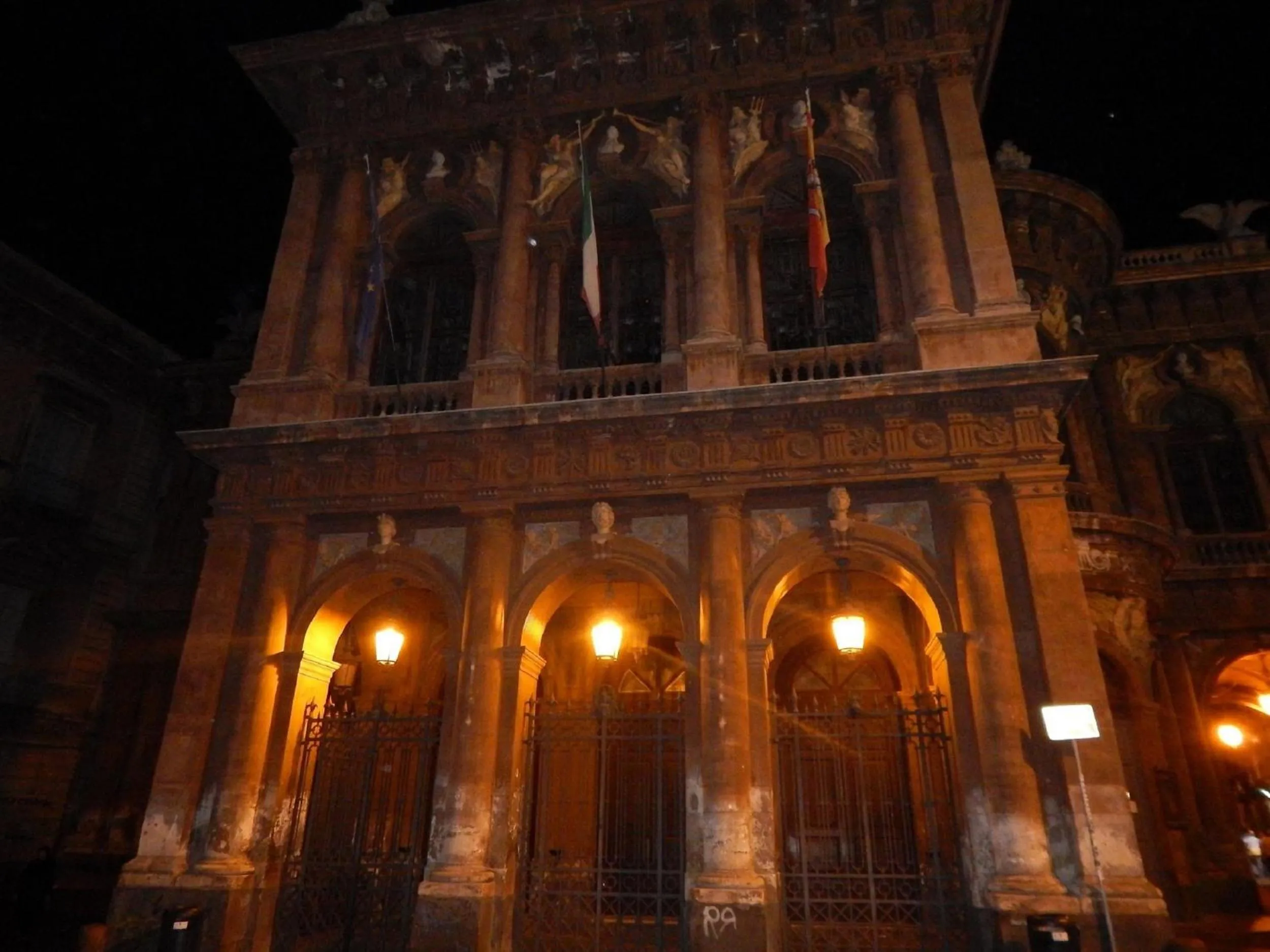 Landmark view in Albatro Rooms