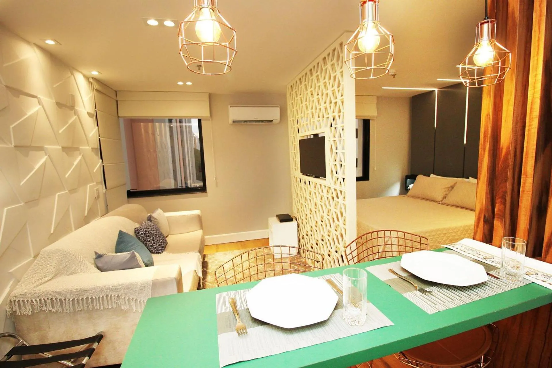 Photo of the whole room in Três de Julho Flats - Jardins