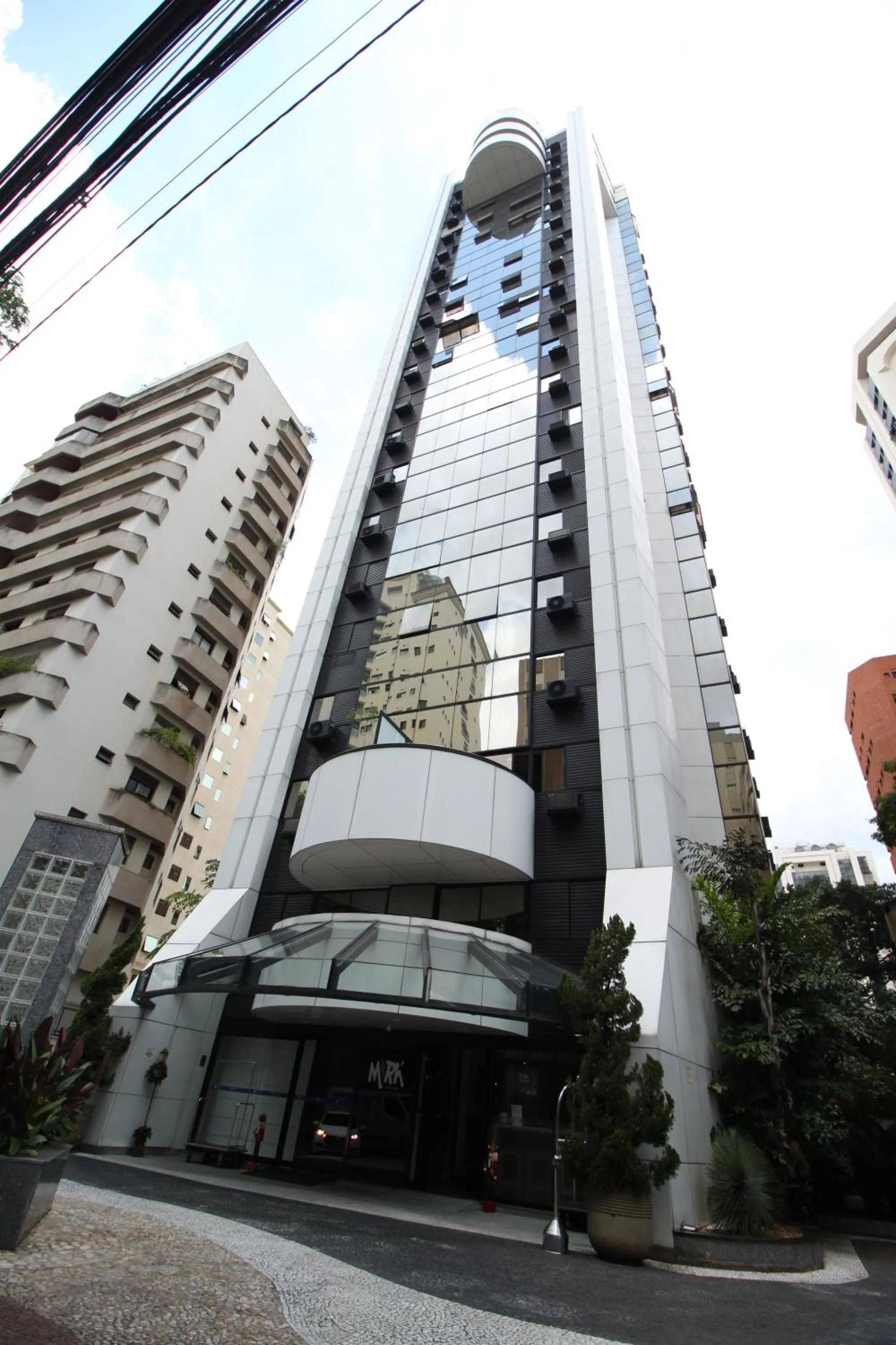Property building in Três de Julho Flats - Jardins