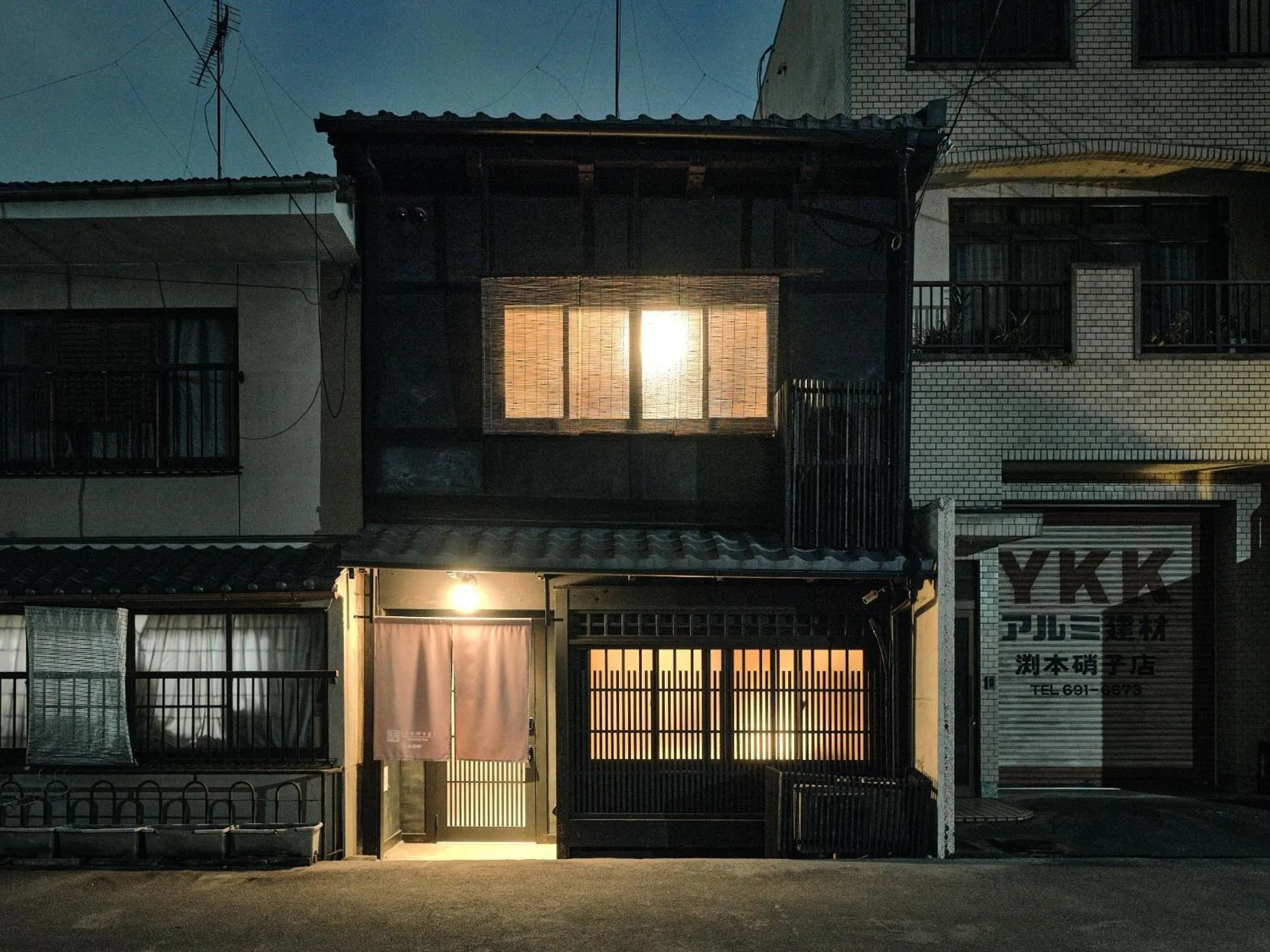 Property building in Tsumugi Hachijominamotocho