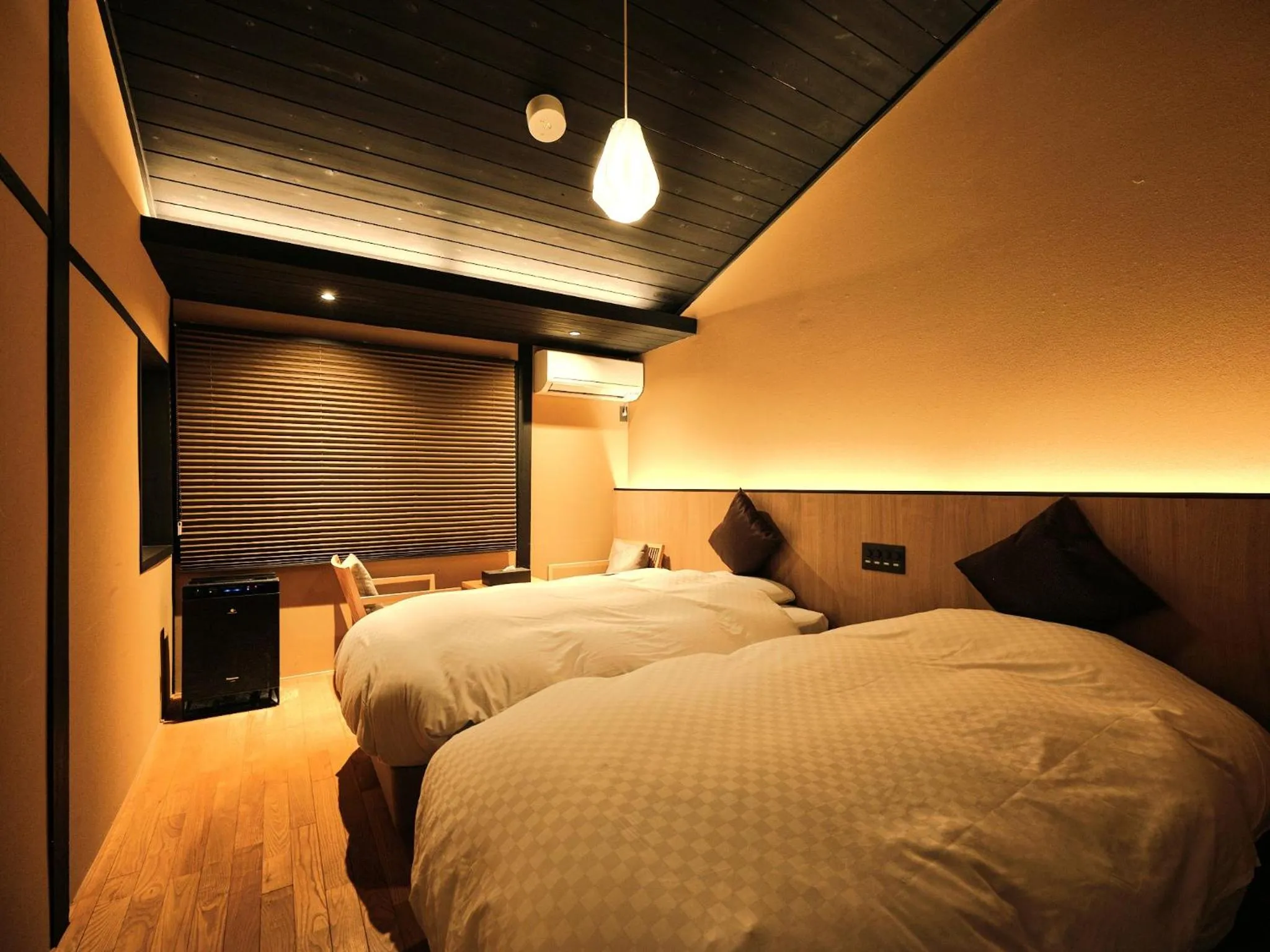 Bed in Tsumugi Hachijominamotocho