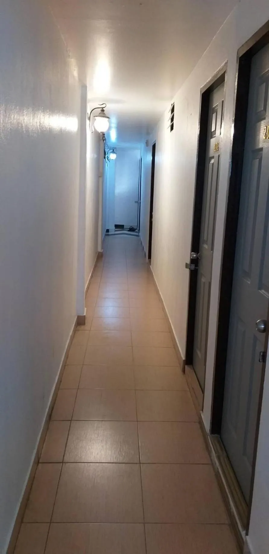 Property building in Benjamas hostels