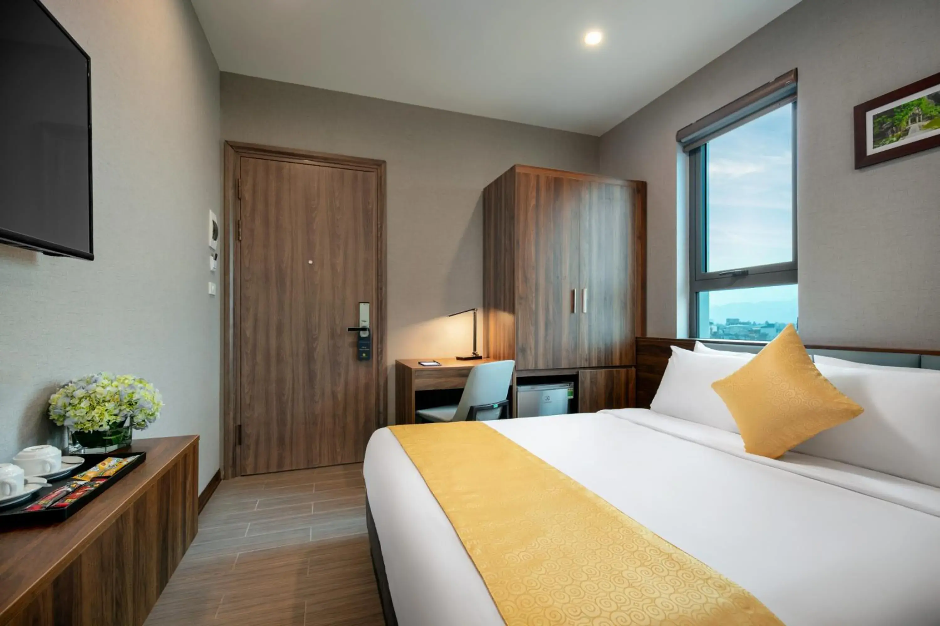 Photo of the whole room, Bed in Golden Season Hotel Photo of the whole room, Bed in Golden Season Hotel