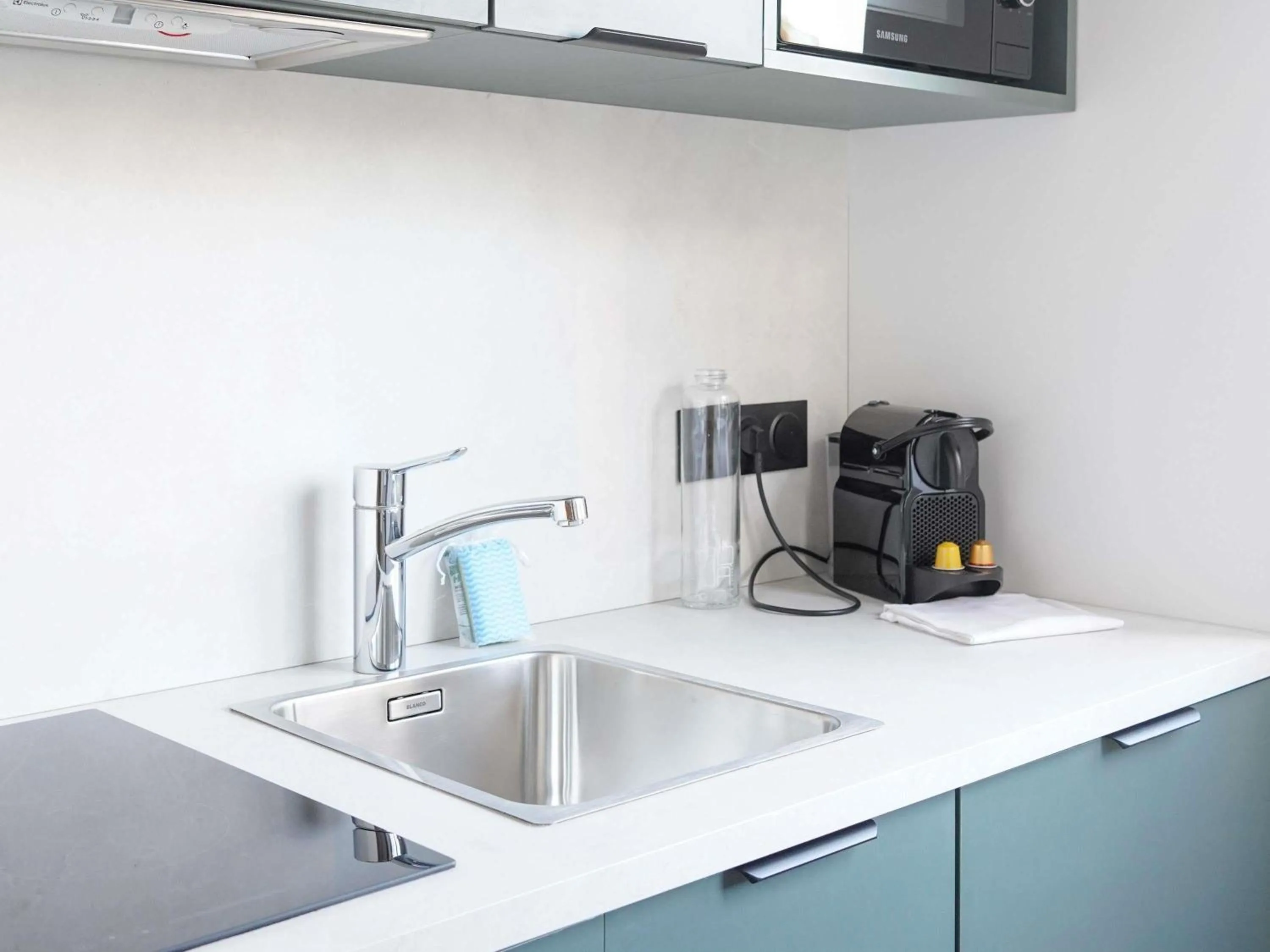 Bedroom in AppartHotel Mercure Paris Boulogne