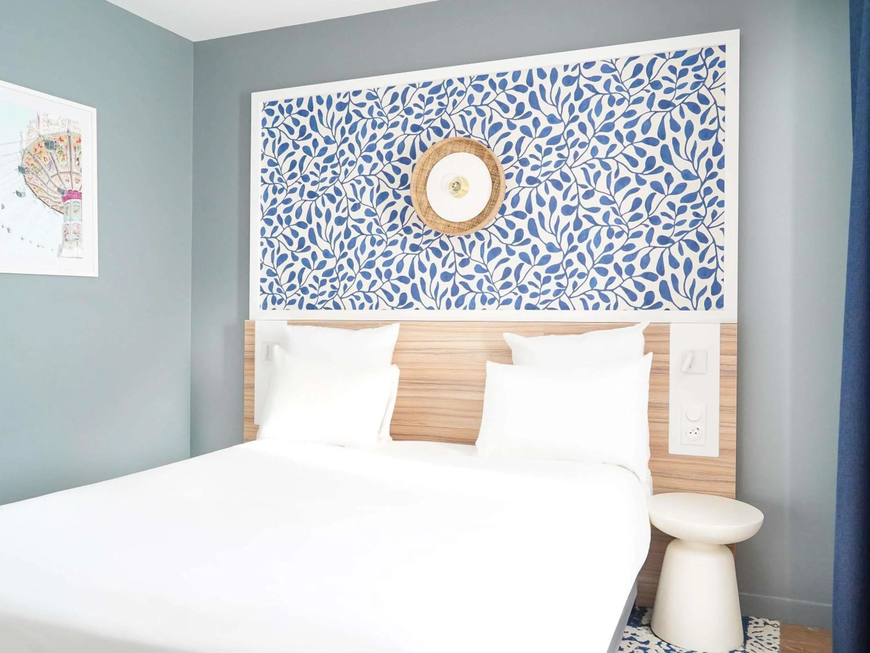 Bedroom, Bed in AppartHotel Mercure Paris Boulogne