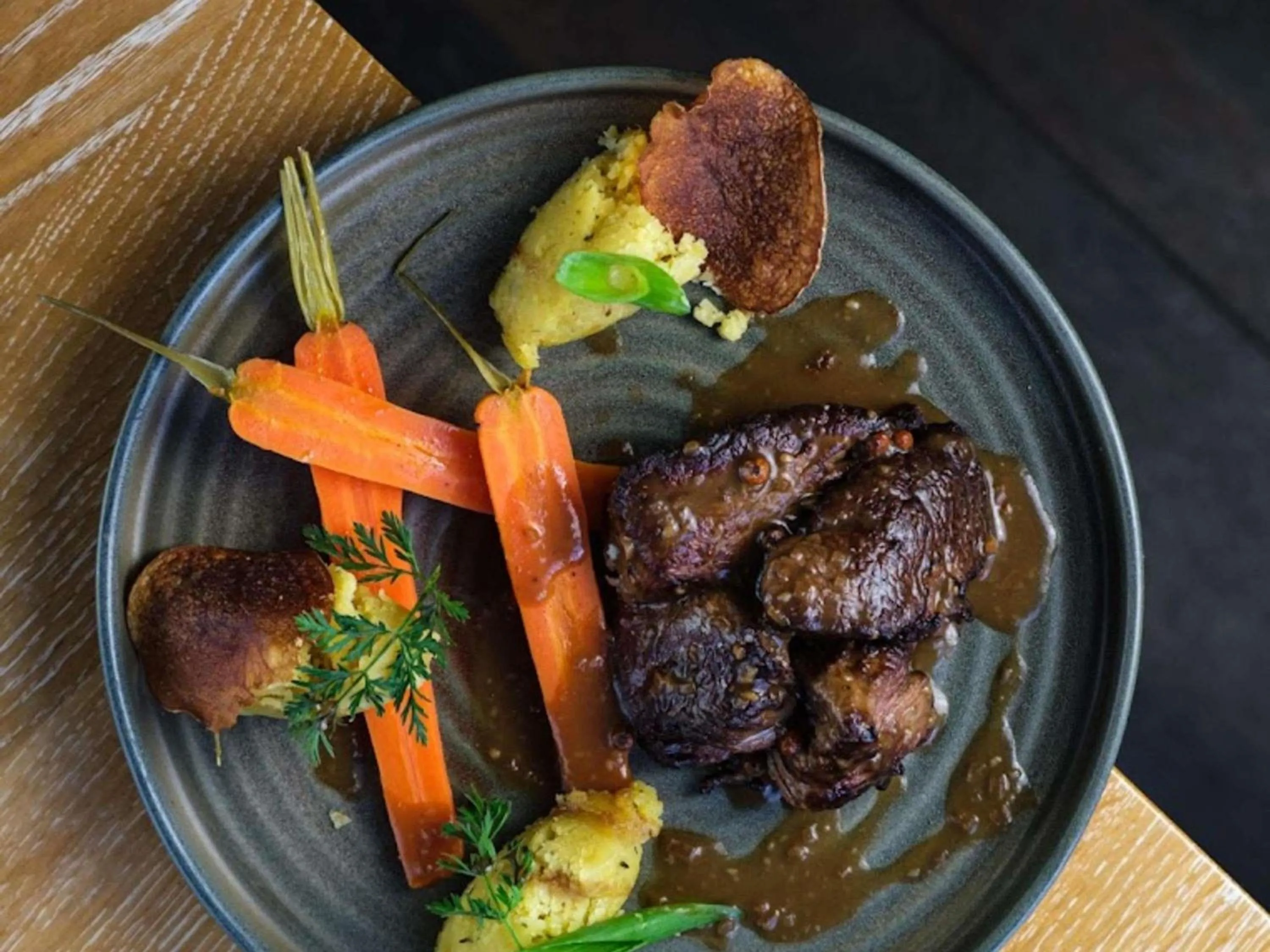 Restaurant/places to eat in AppartHotel Mercure Paris Boulogne