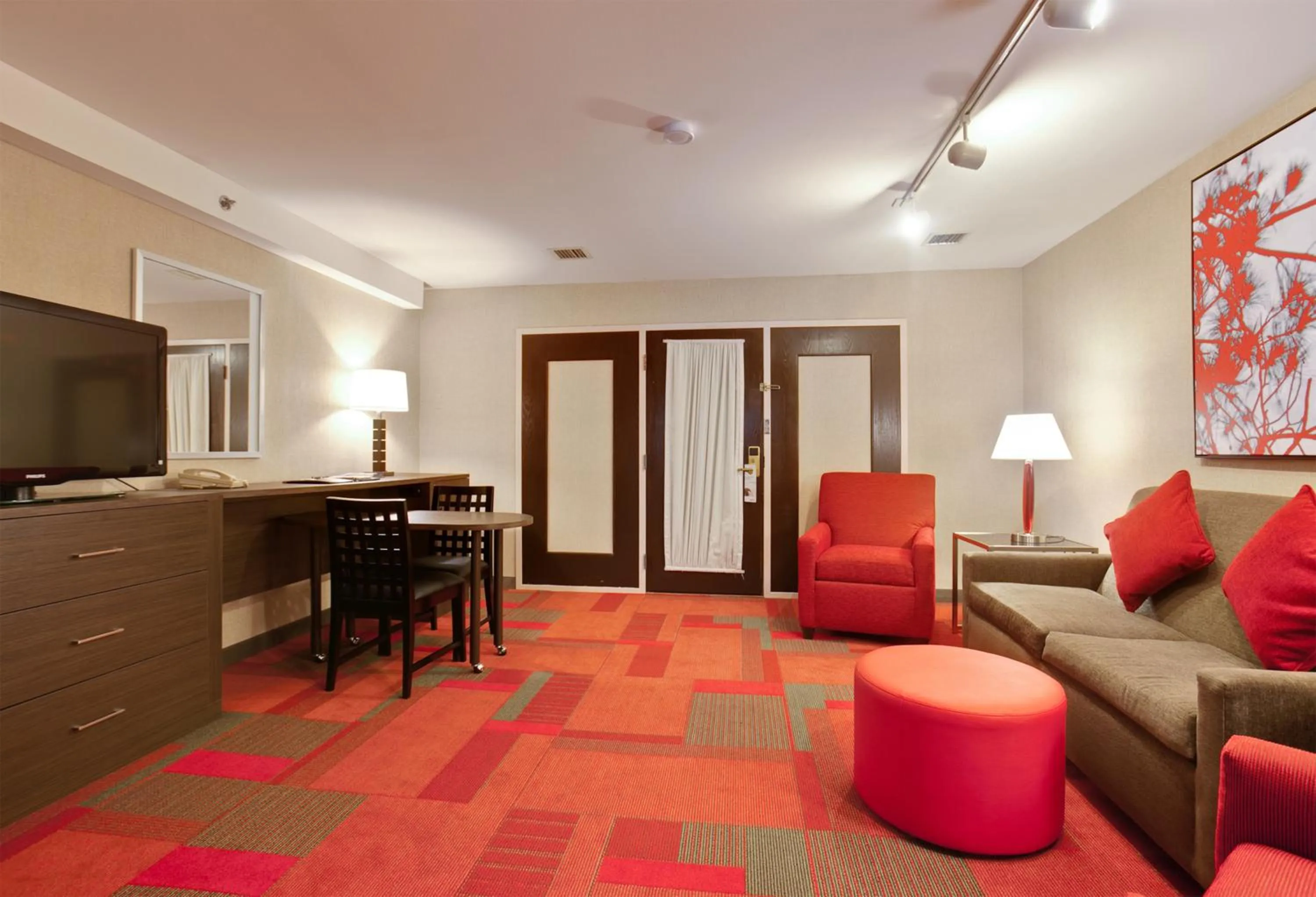 Living room, Seating Area in Radisson Hotel Madison
