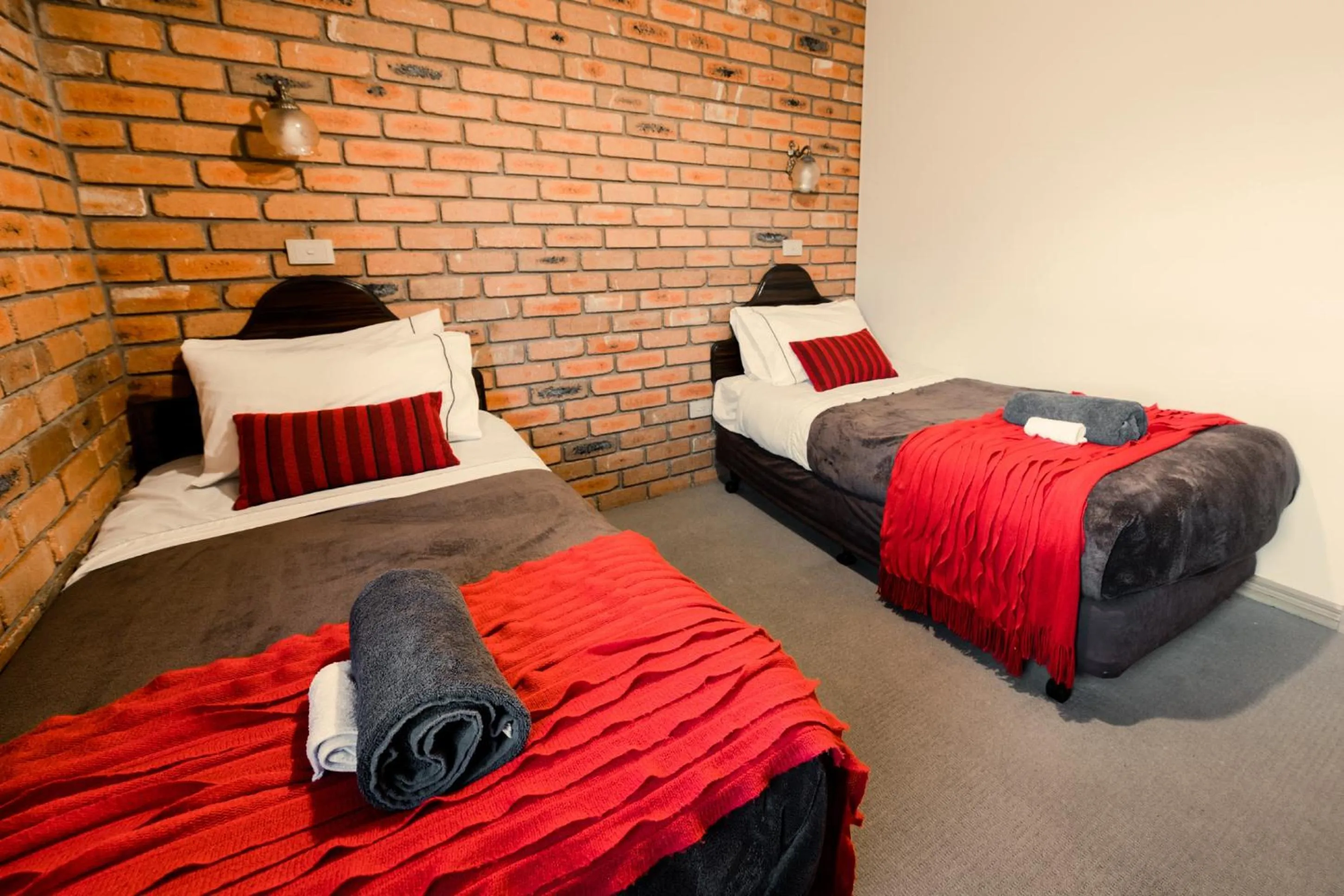 Castlemaine Colonial Motel