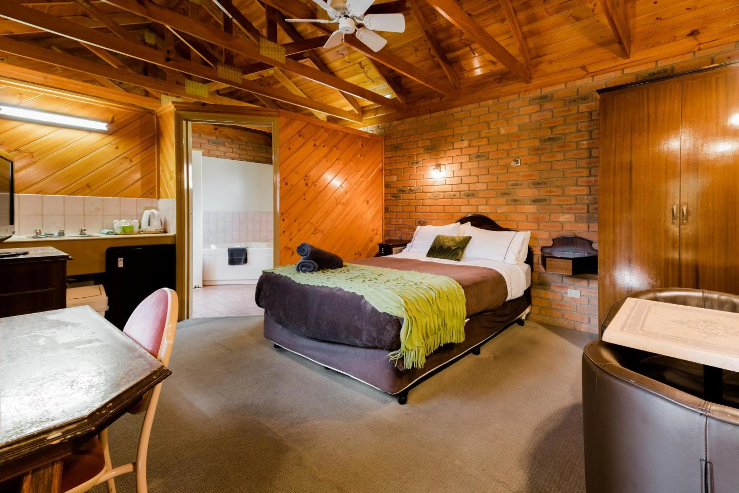 Castlemaine Colonial Motel