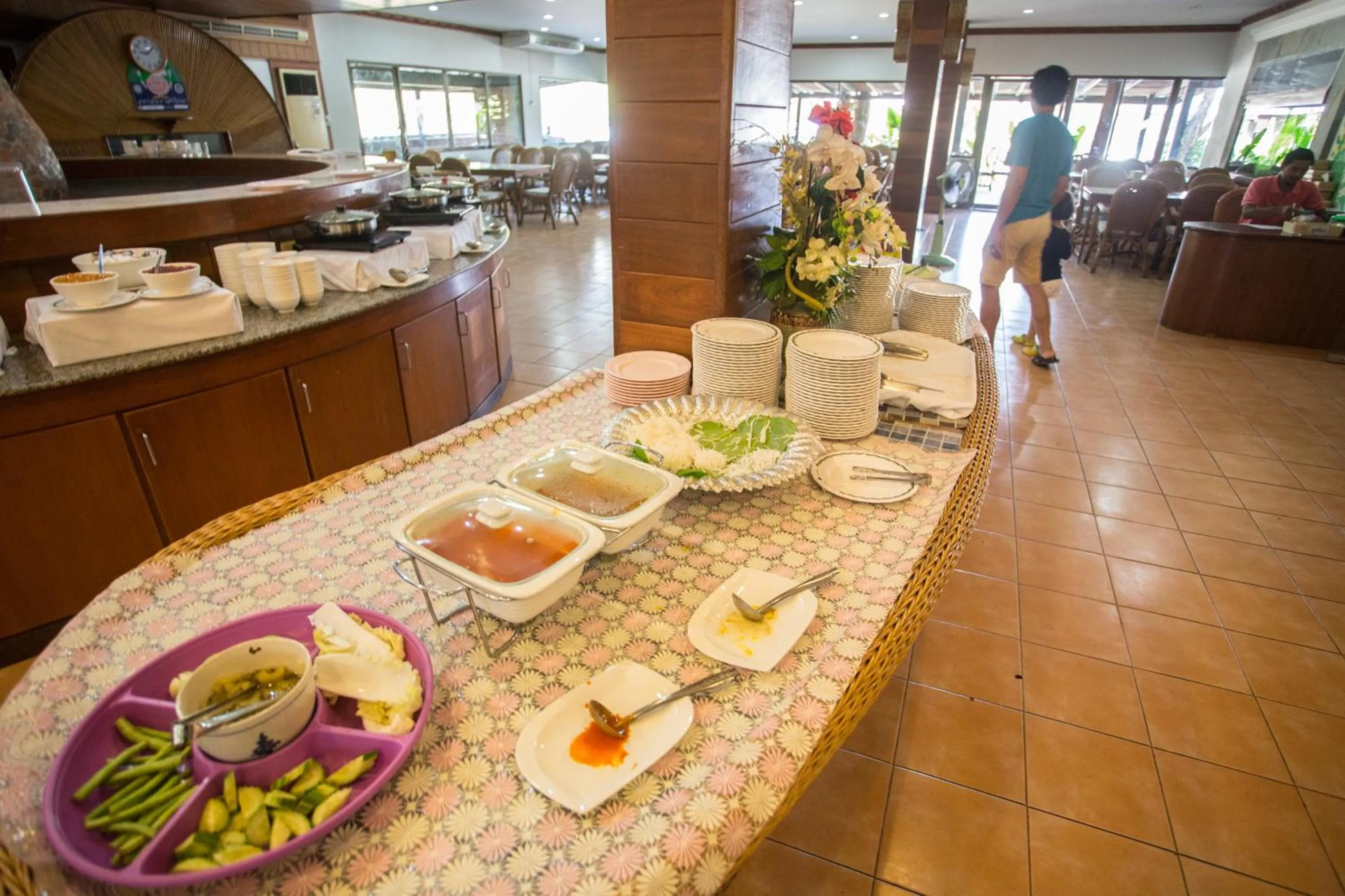 Breakfast in 100 Islands Resort & Spa