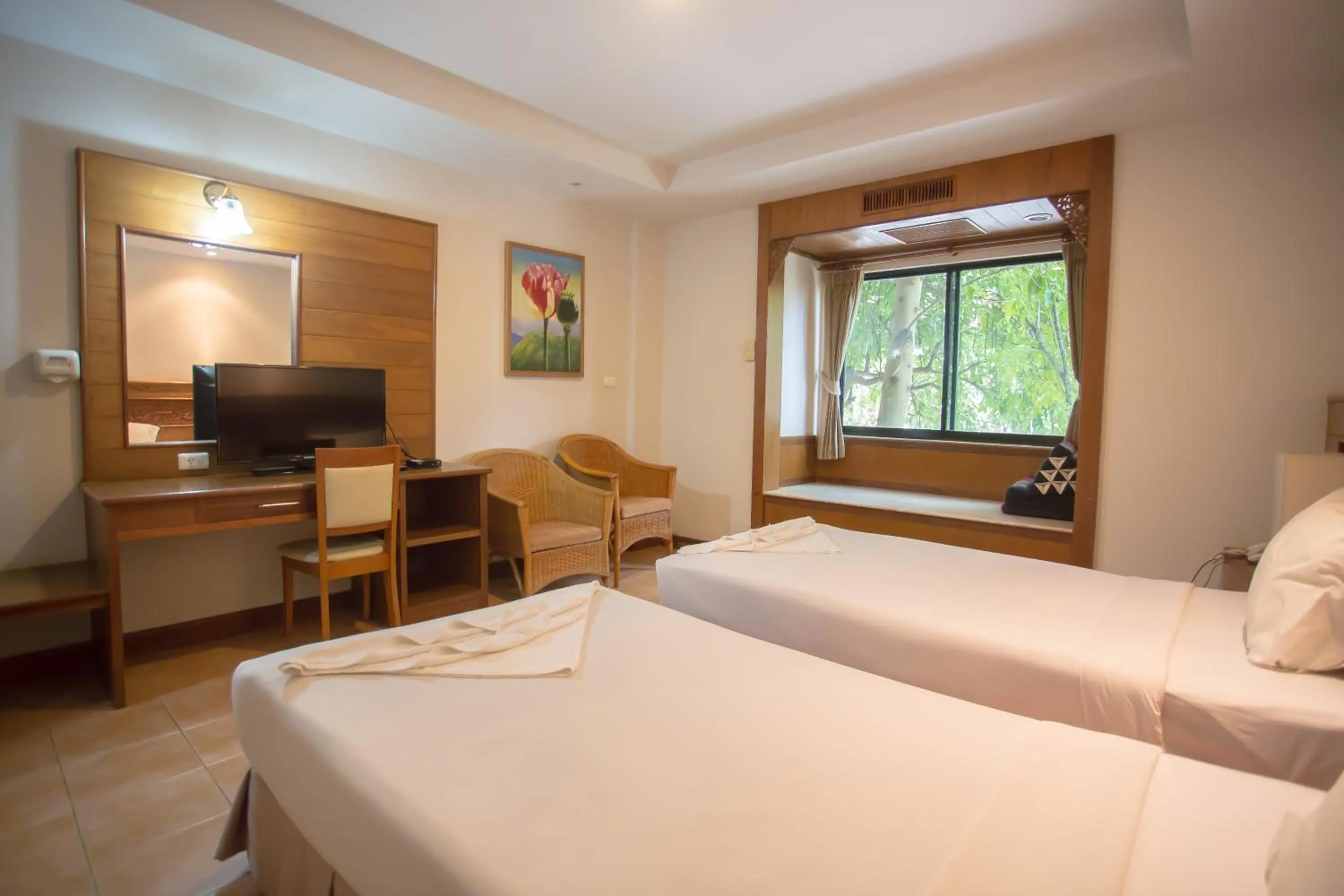 Bed in 100 Islands Resort & Spa