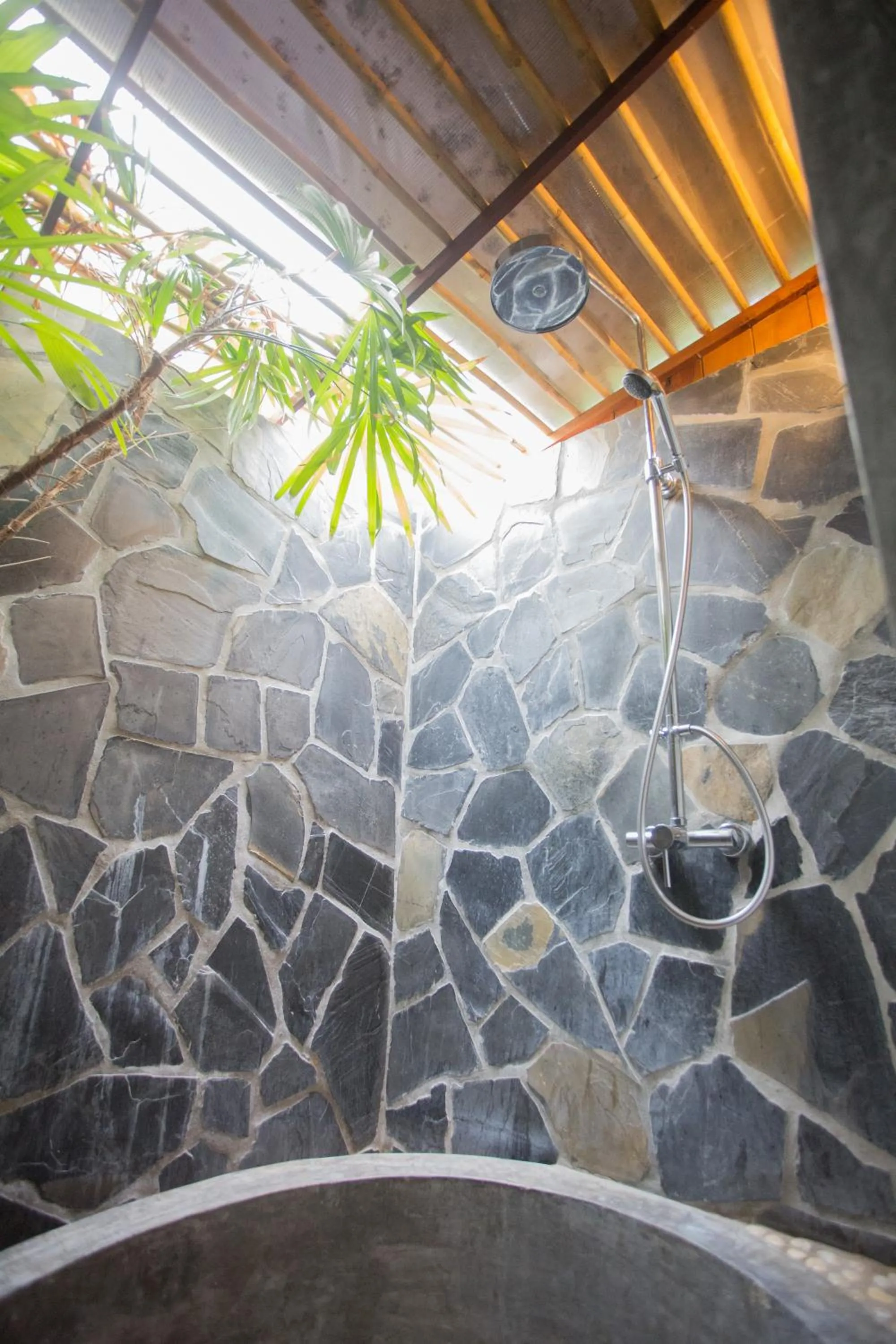 Bathroom in 100 Islands Resort & Spa