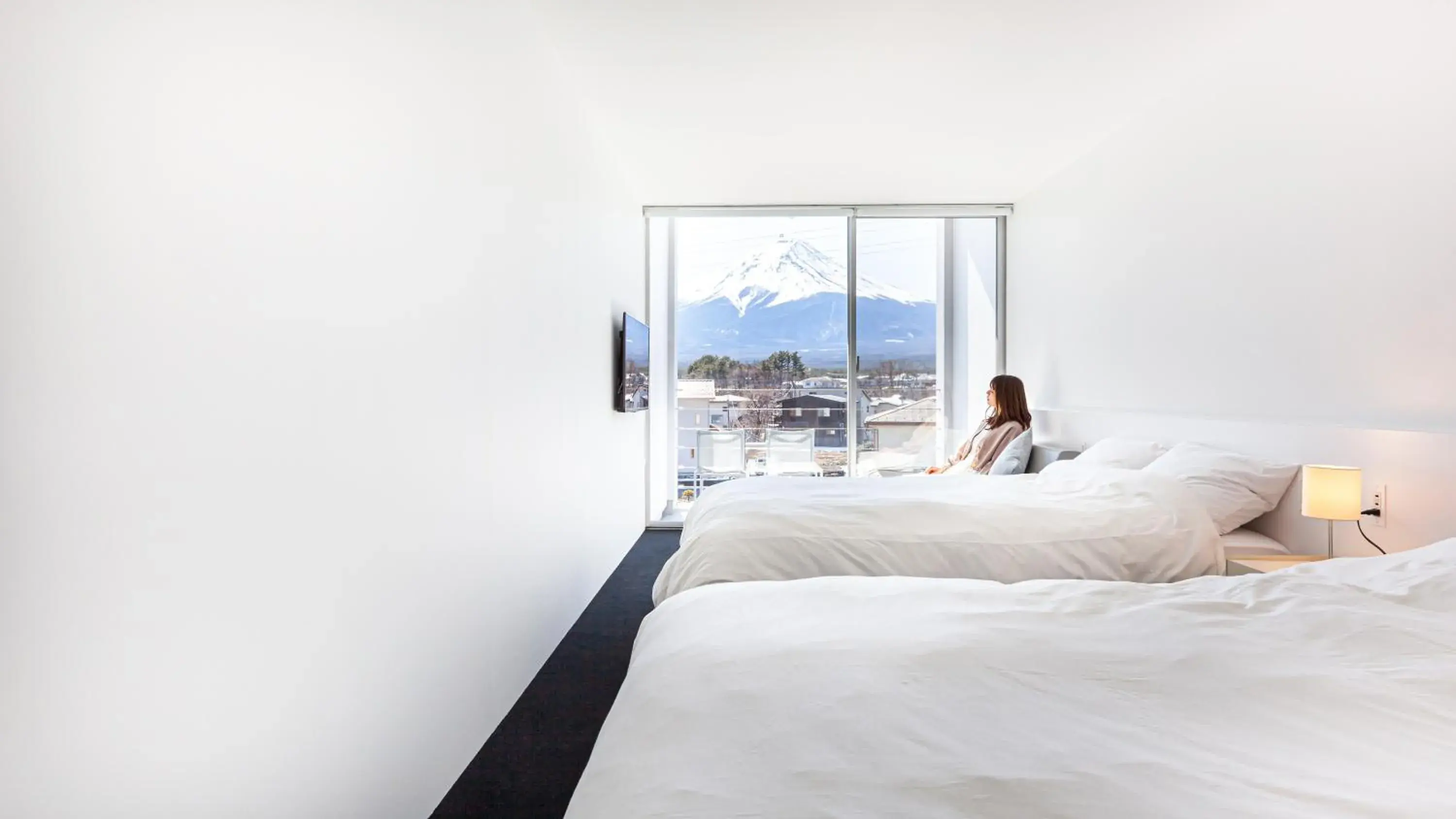 Bed in THE GARDEN Bed in THE GARDEN