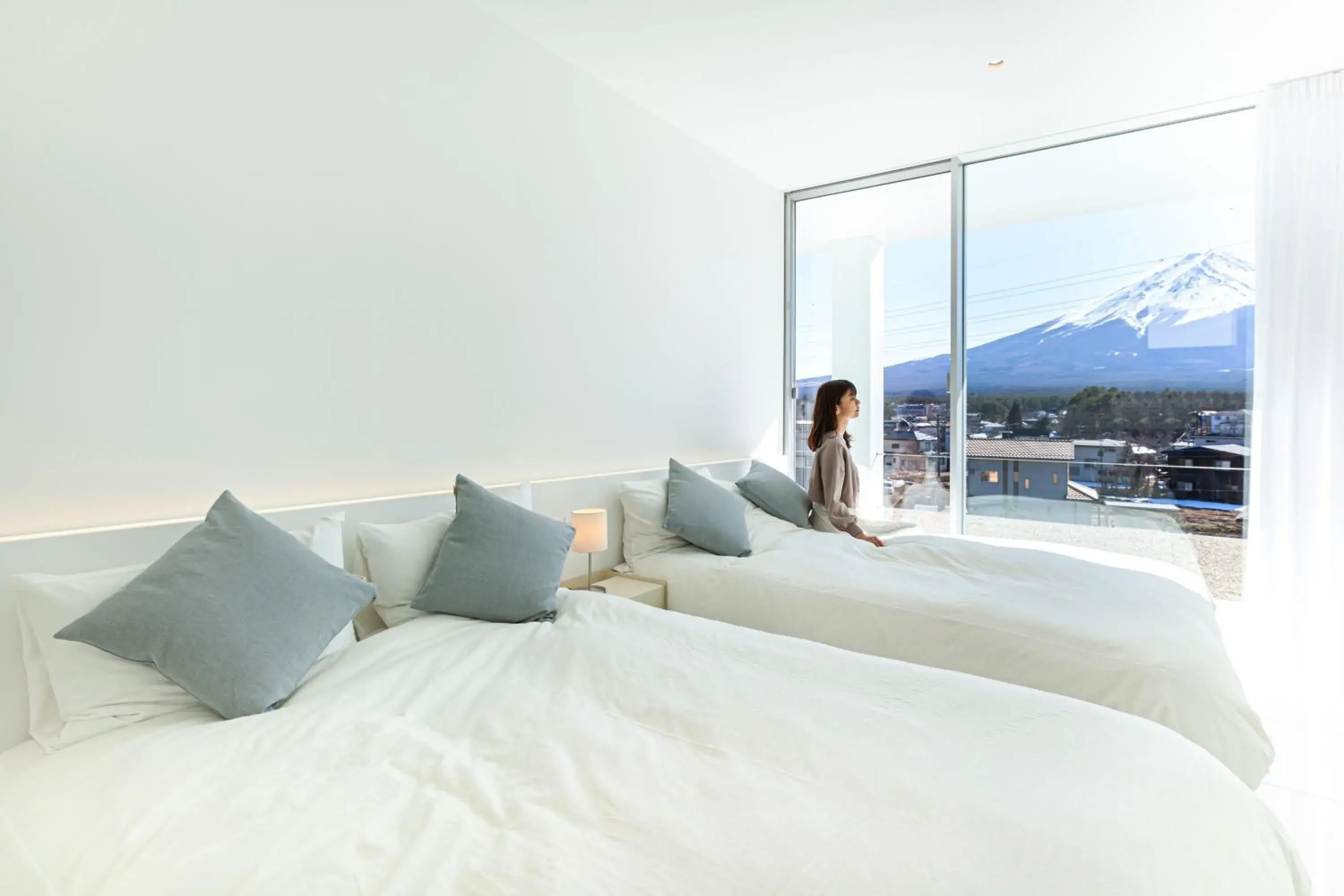 Bed in THE GARDEN Bed in THE GARDEN