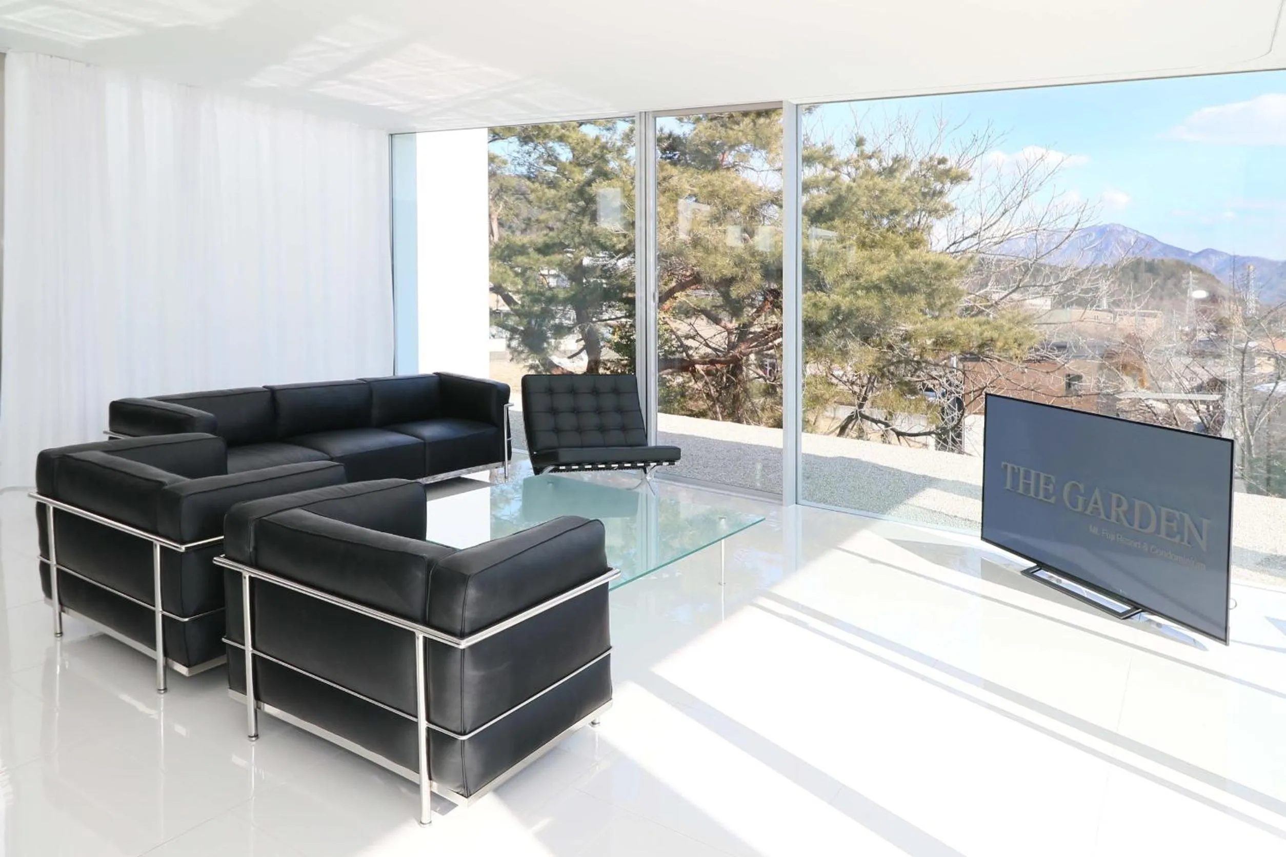 Living room in THE GARDEN