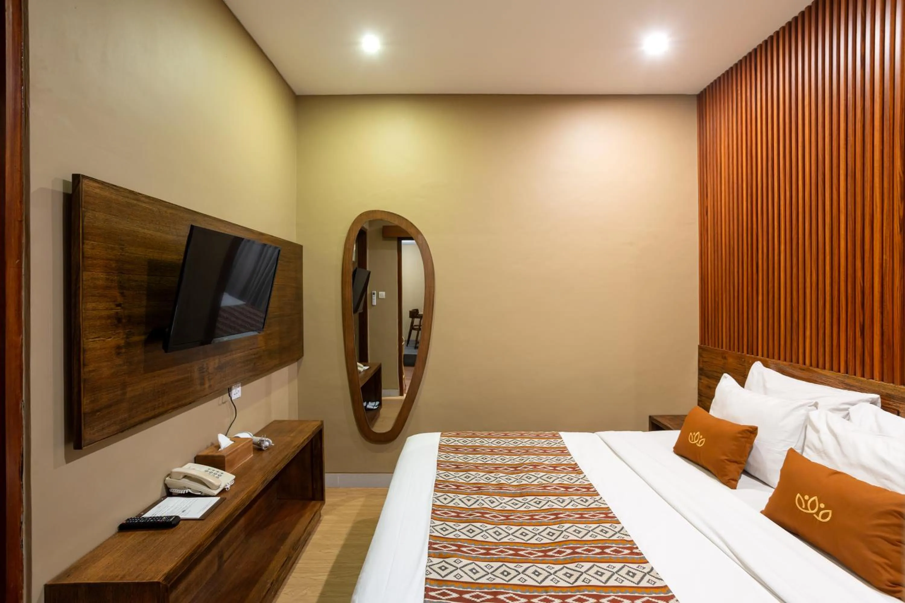 Bedroom, Bed in Radea Villa