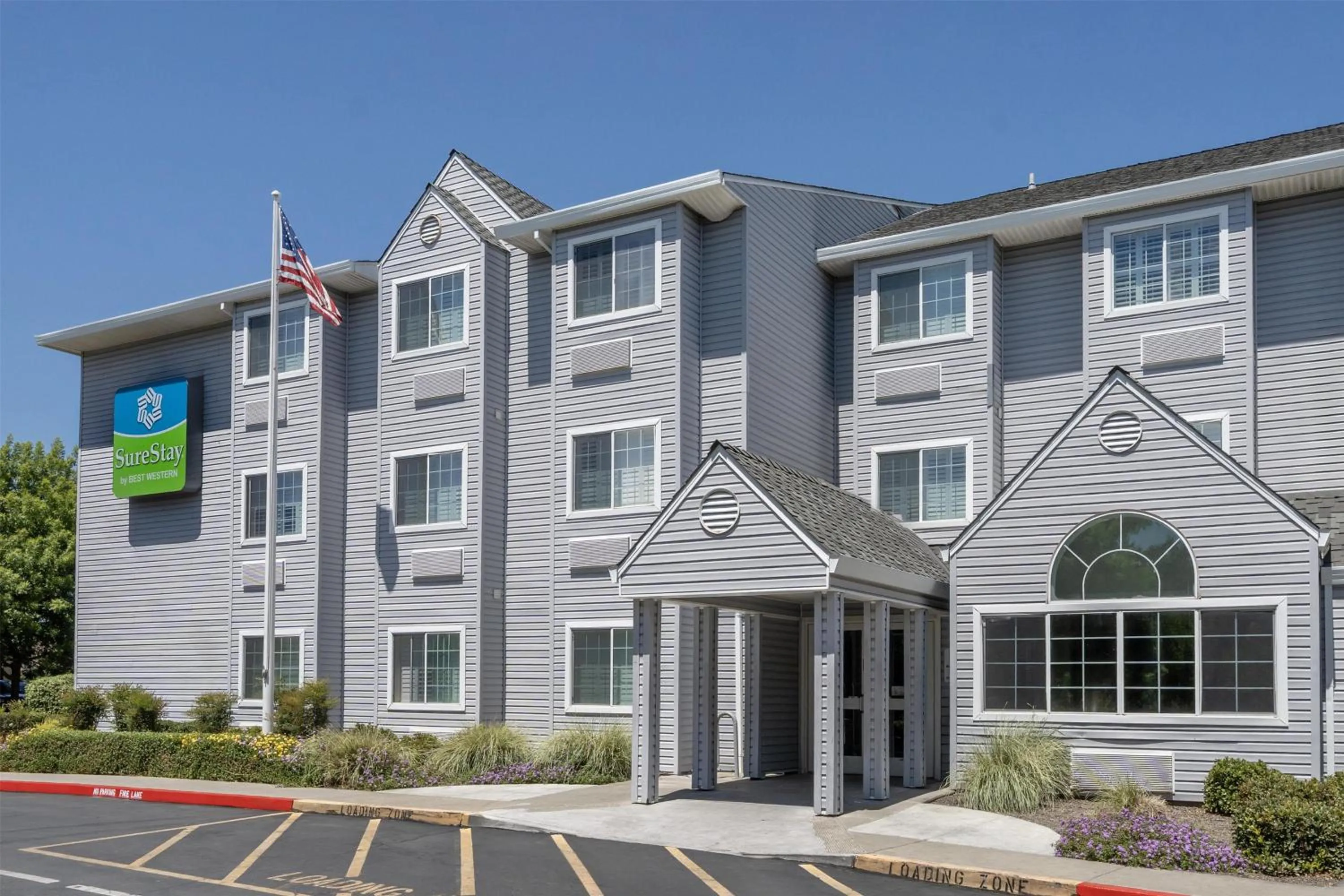 Property building in SureStay by Best Western Sacramento South Natomas