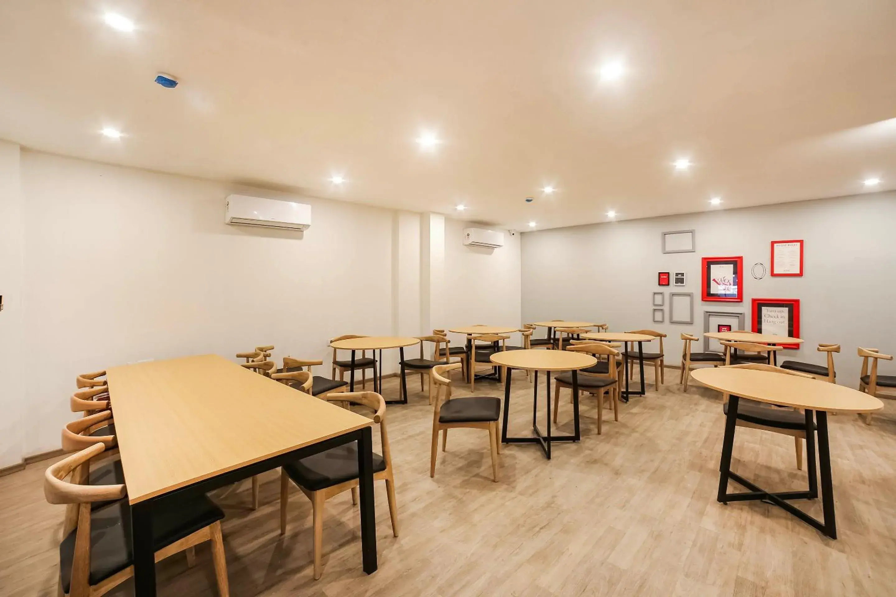 Restaurant/places to eat in Townhouse Sector 46 Gurgaon Near Appu Ghar Restaurant/places to eat in Townhouse Sector 46 Gurgaon Near Appu Ghar