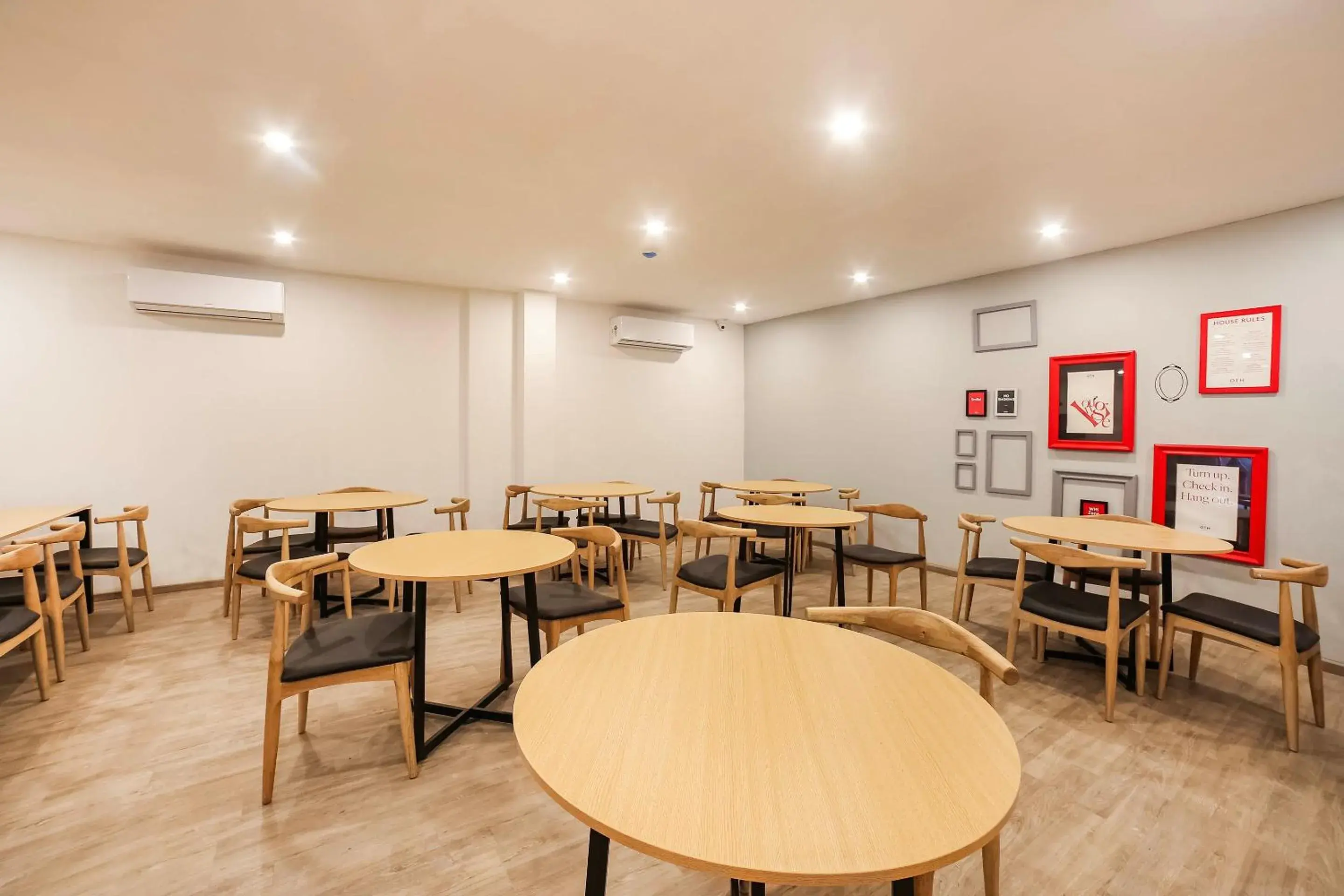 Restaurant/places to eat in Townhouse Sector 46 Gurgaon Near Appu Ghar Restaurant/places to eat in Townhouse Sector 46 Gurgaon Near Appu Ghar