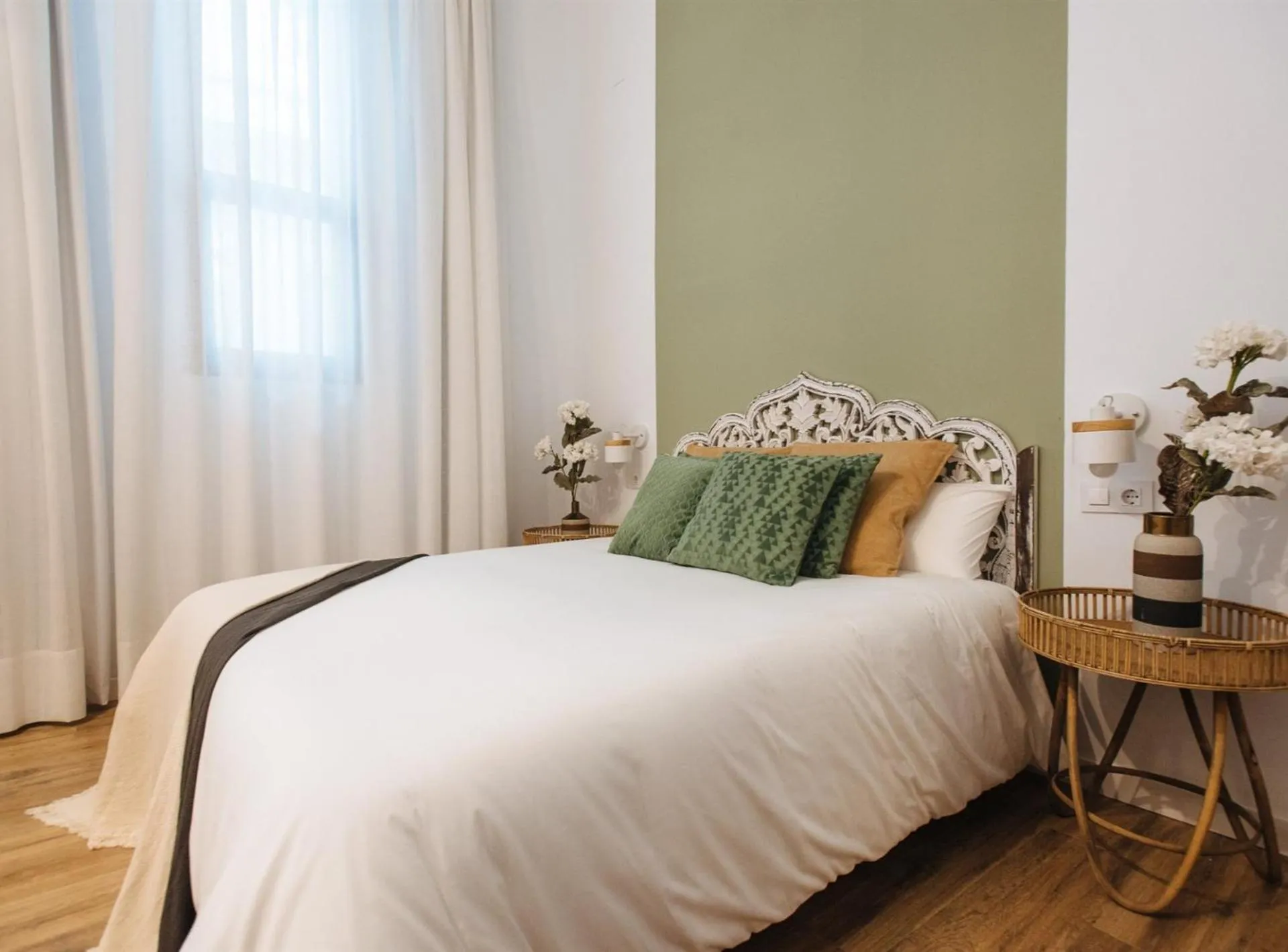 Bed in Lola de Triana Apartments