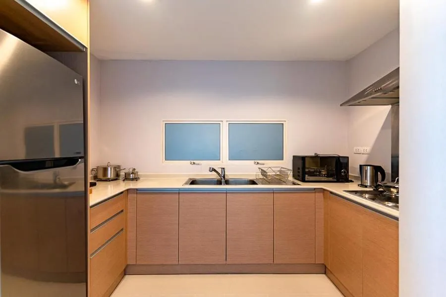 Kitchen or kitchenette in North Park Serviced Apartment Bangkok