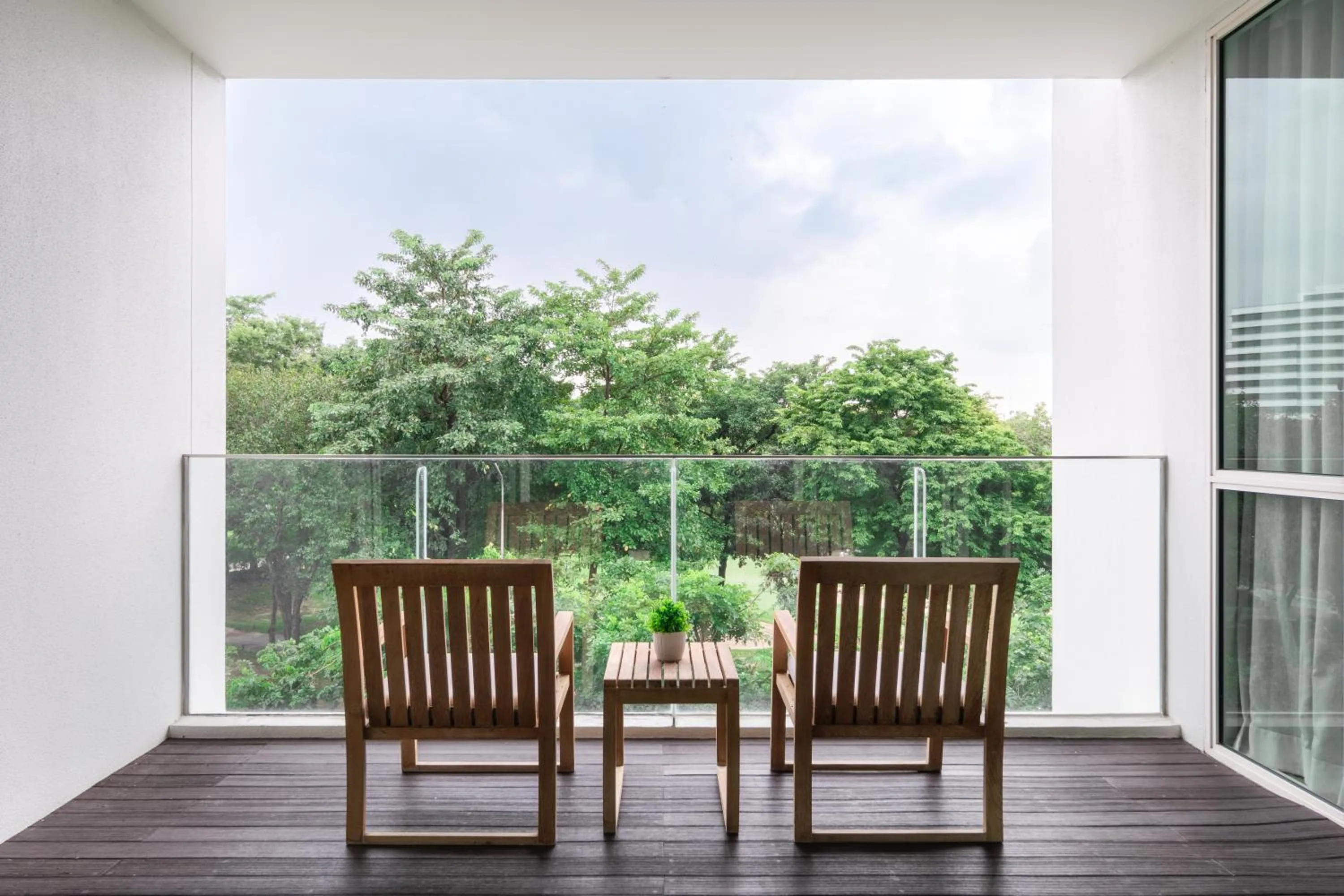 Balcony/Terrace in North Park Serviced Apartment Bangkok