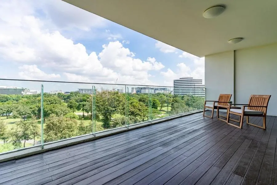 Patio in North Park Serviced Apartment Bangkok