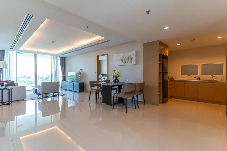 Dining area in North Park Serviced Apartment Bangkok