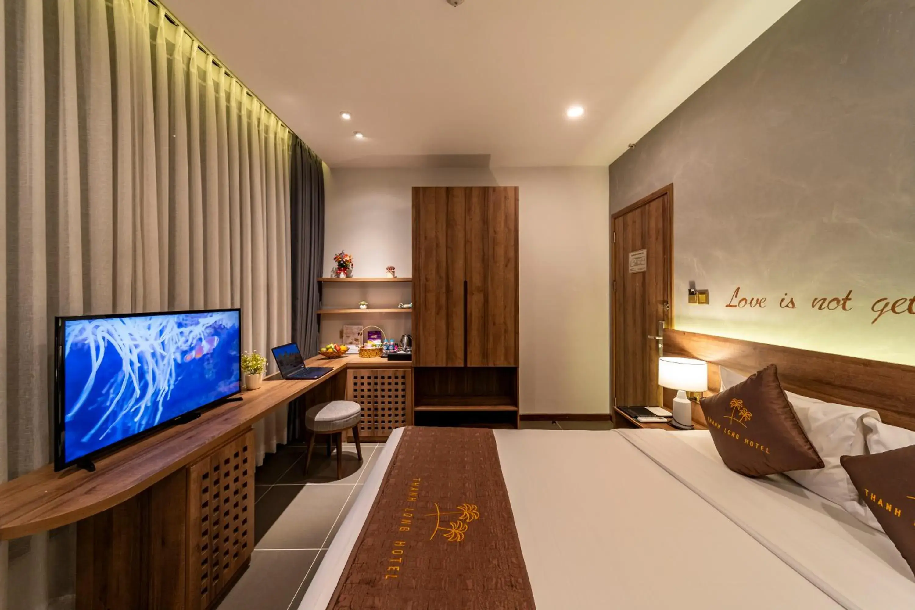 Photo of the whole room, Bed in Thanh Long Hotel - Bach Dang Photo of the whole room, Bed in Thanh Long Hotel - Bach Dang