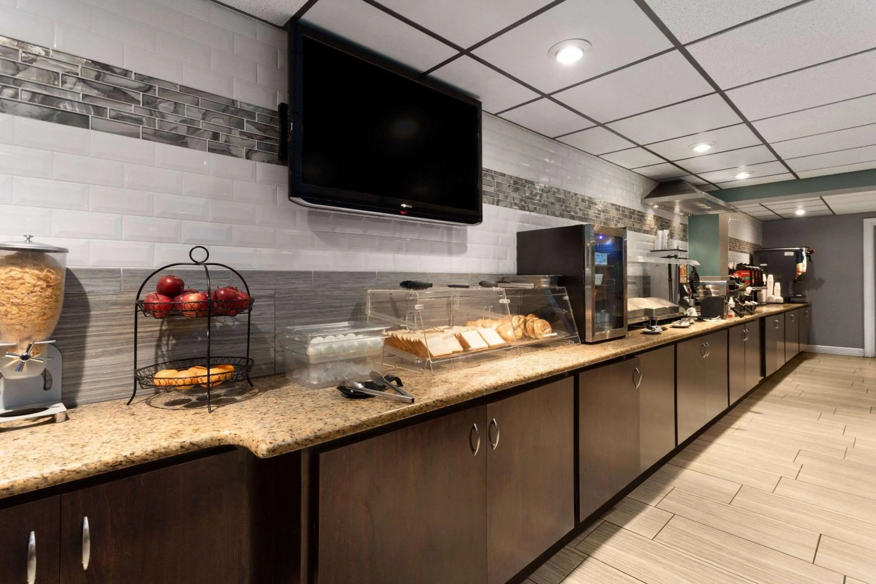 Breakfast in La Quinta Inn by Wyndham Cocoa Beach-Port Canaveral