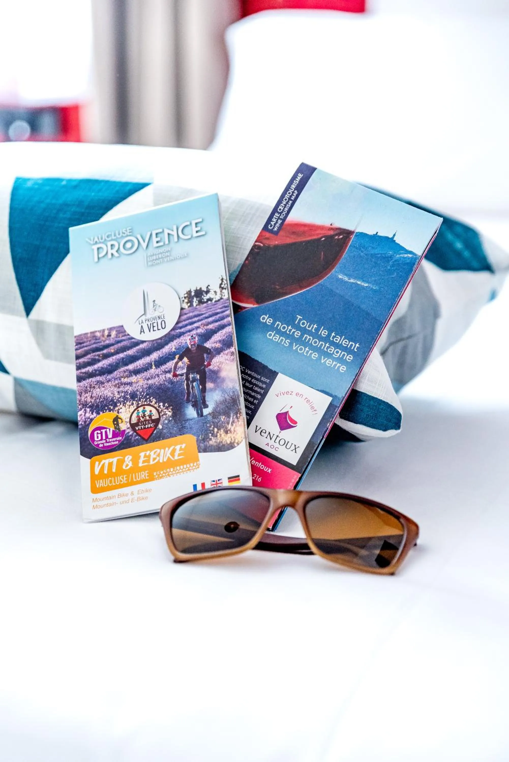 Bed in Le Nesk Ventoux - Hotel