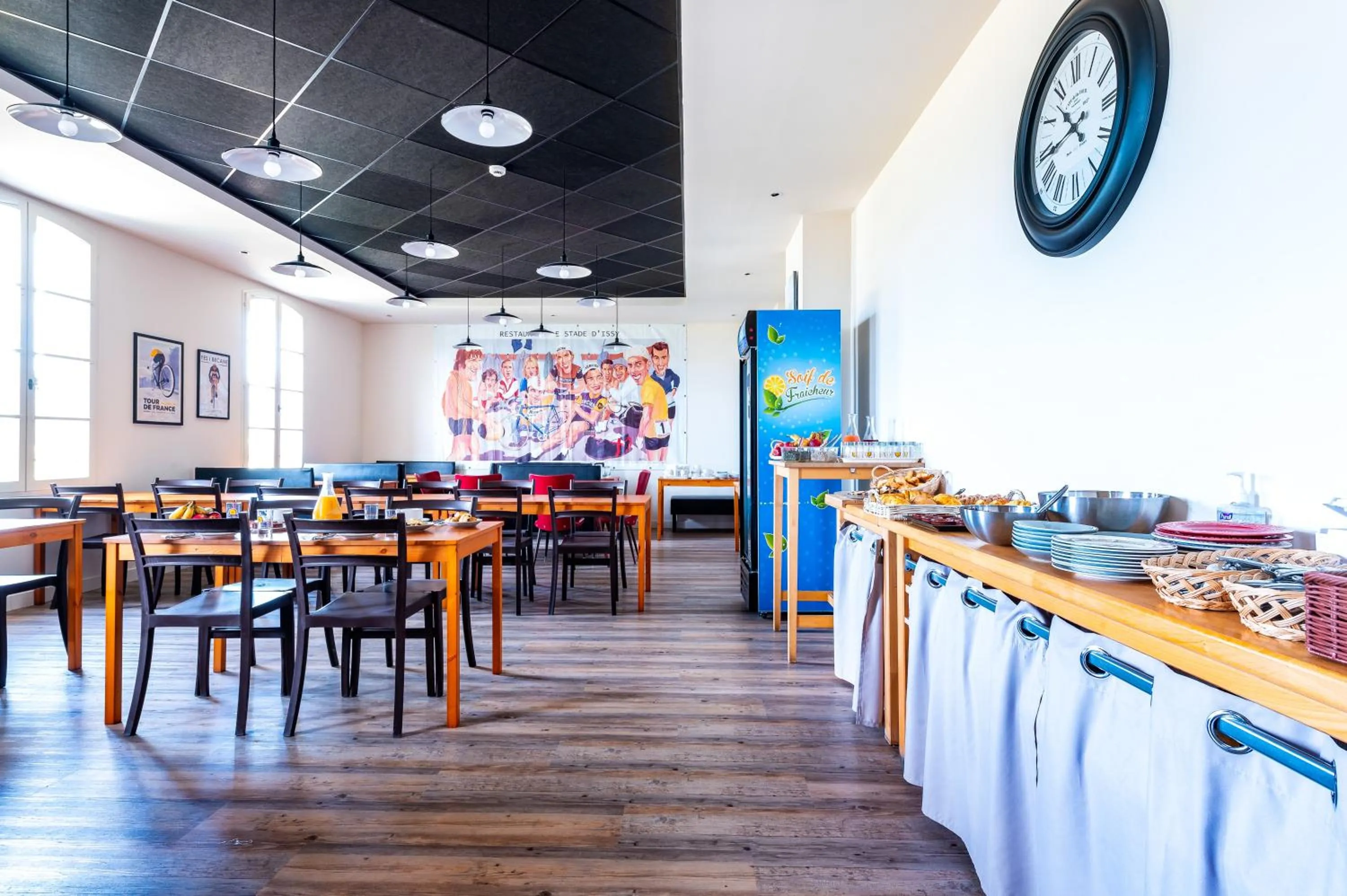 Breakfast in Le Nesk Ventoux - Hotel