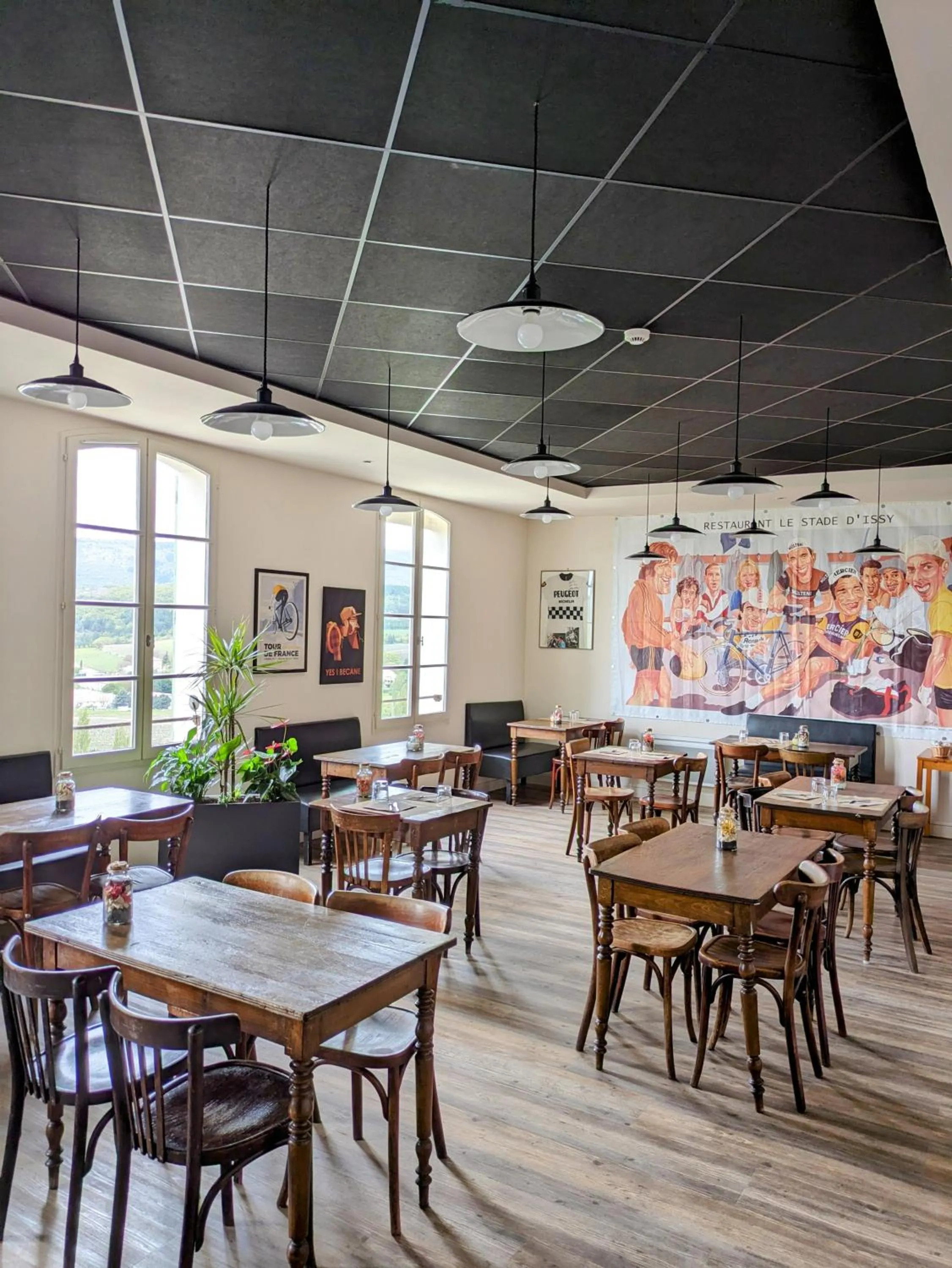 Restaurant/places to eat in Le Nesk Ventoux - Hotel