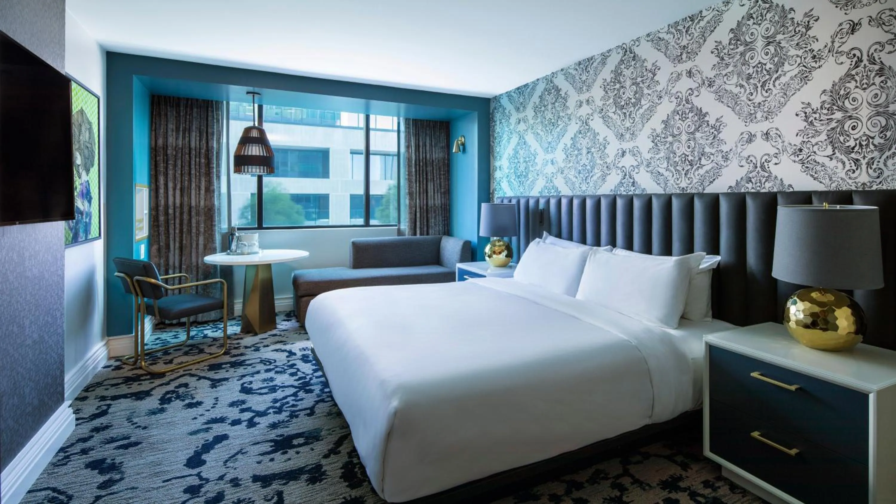 Bed in Hotel Colee, Atlanta Buckhead, Autograph Collection