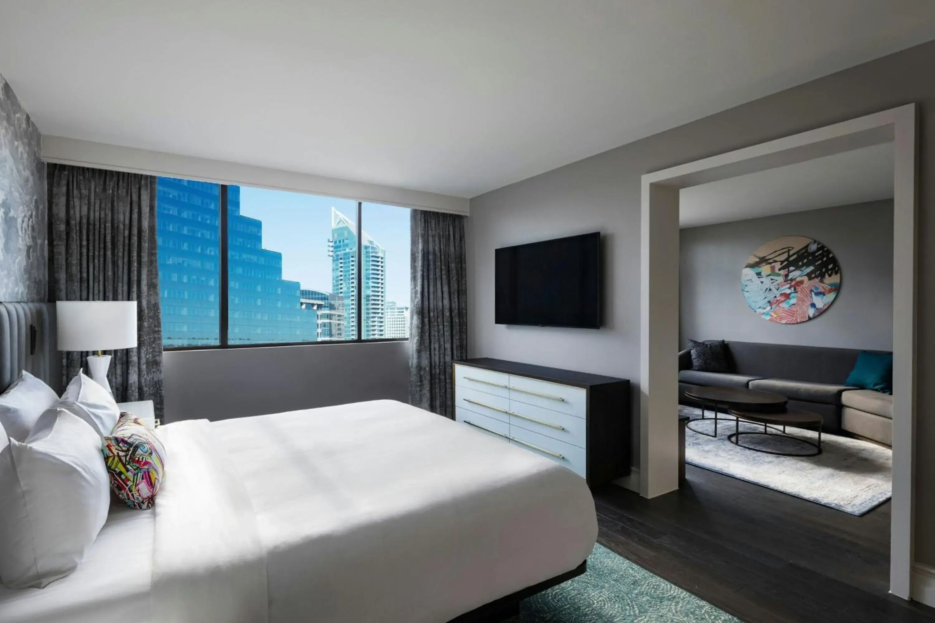 Bedroom, Bed in Hotel Colee, Atlanta Buckhead, Autograph Collection Bedroom, Bed in Hotel Colee, Atlanta Buckhead, Autograph Collection