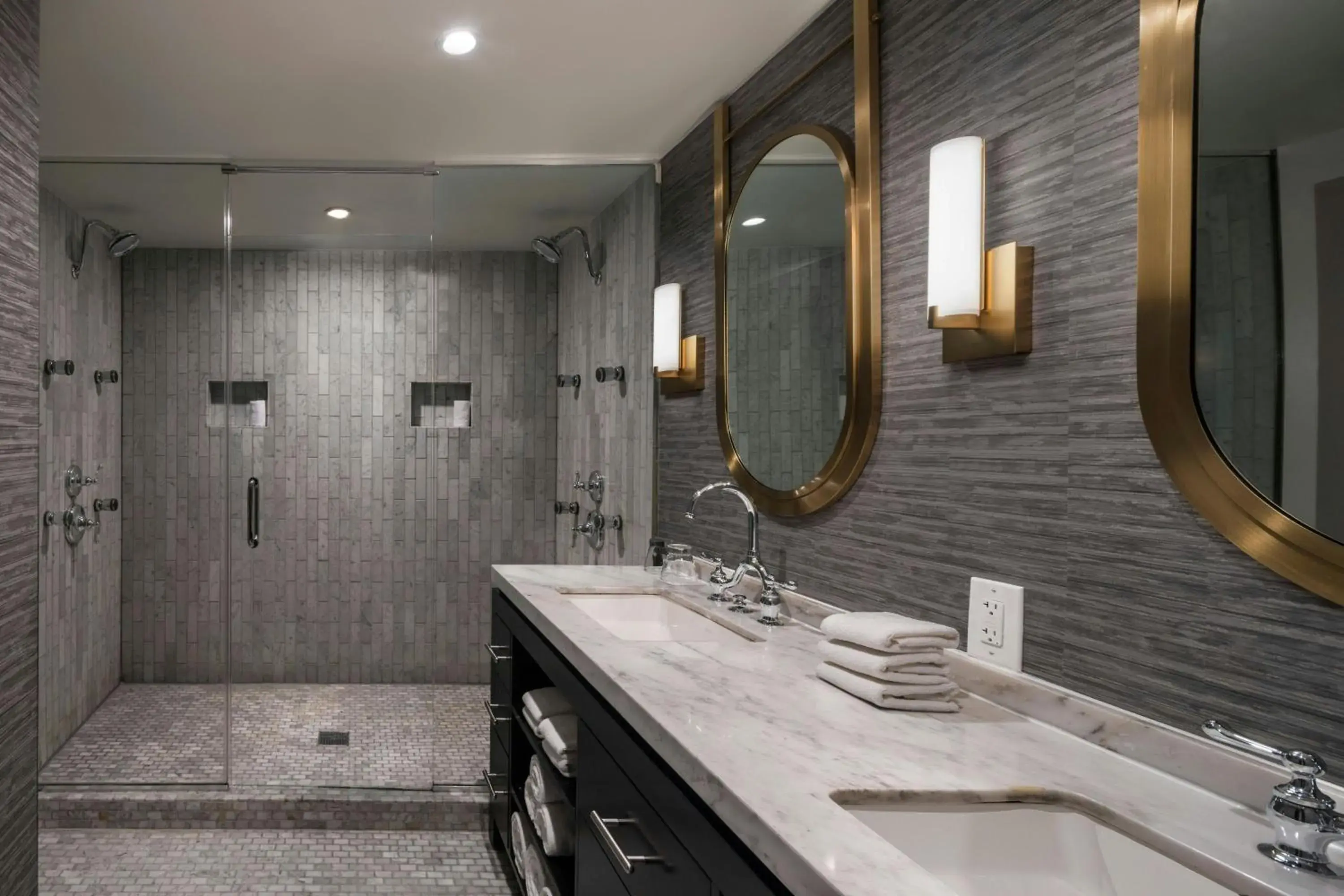 Bathroom in Hotel Colee, Atlanta Buckhead, Autograph Collection Bathroom in Hotel Colee, Atlanta Buckhead, Autograph Collection