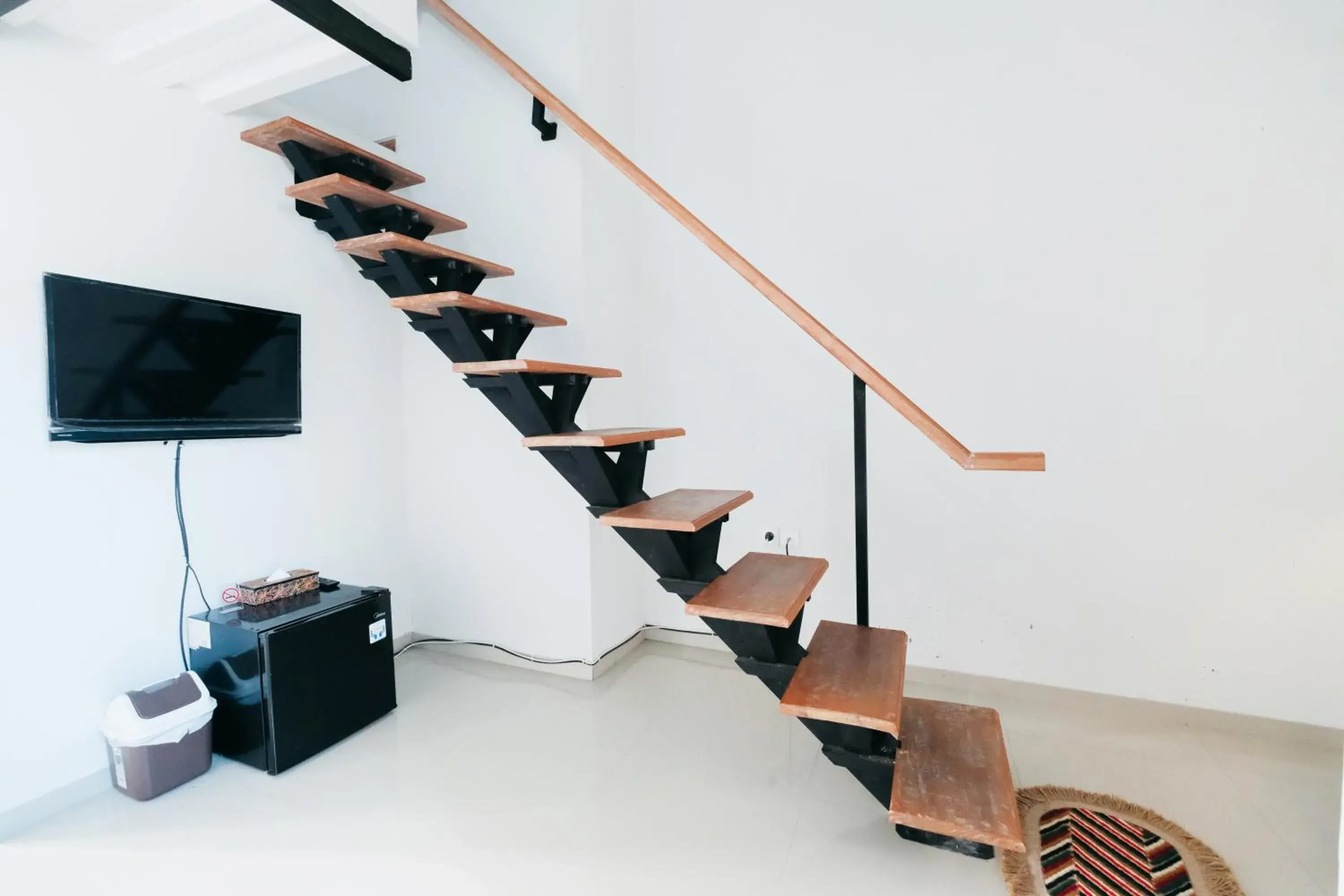 TV and multimedia, TV/Entertainment Center in D' Tamblingan Guesthouse Jimbaran RedPartner TV and multimedia, TV/Entertainment Center in D' Tamblingan Guesthouse Jimbaran RedPartner