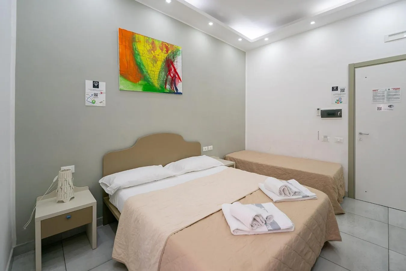 Bed in Royal Art H Spaccanapoli, by ClaPa Group