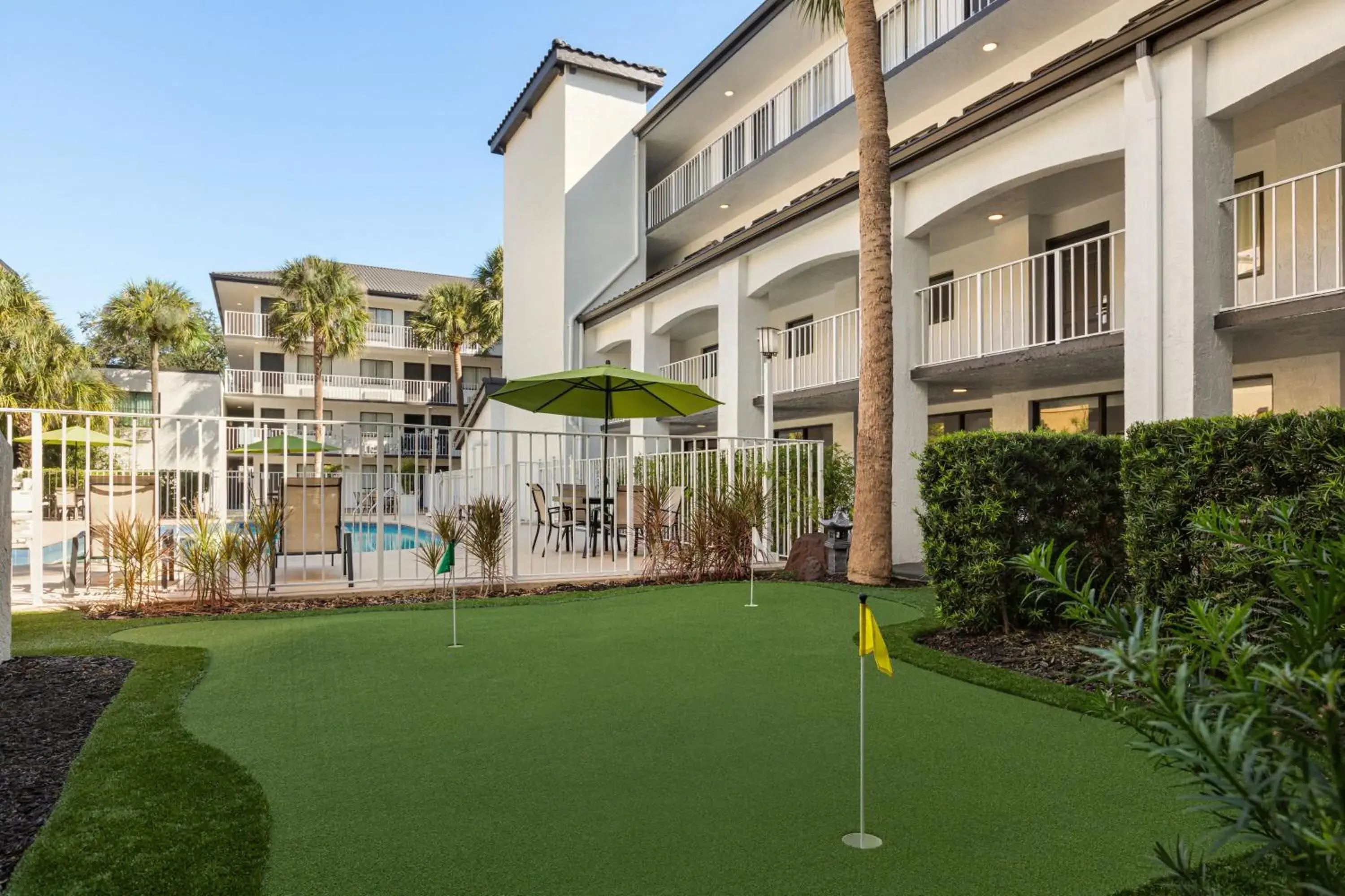 Swimming pool in Mai Hana Hotel- Intl Drive, Trademark Collection by Wyndham Swimming pool in Mai Hana Hotel- Intl Drive, Trademark Collection by Wyndham