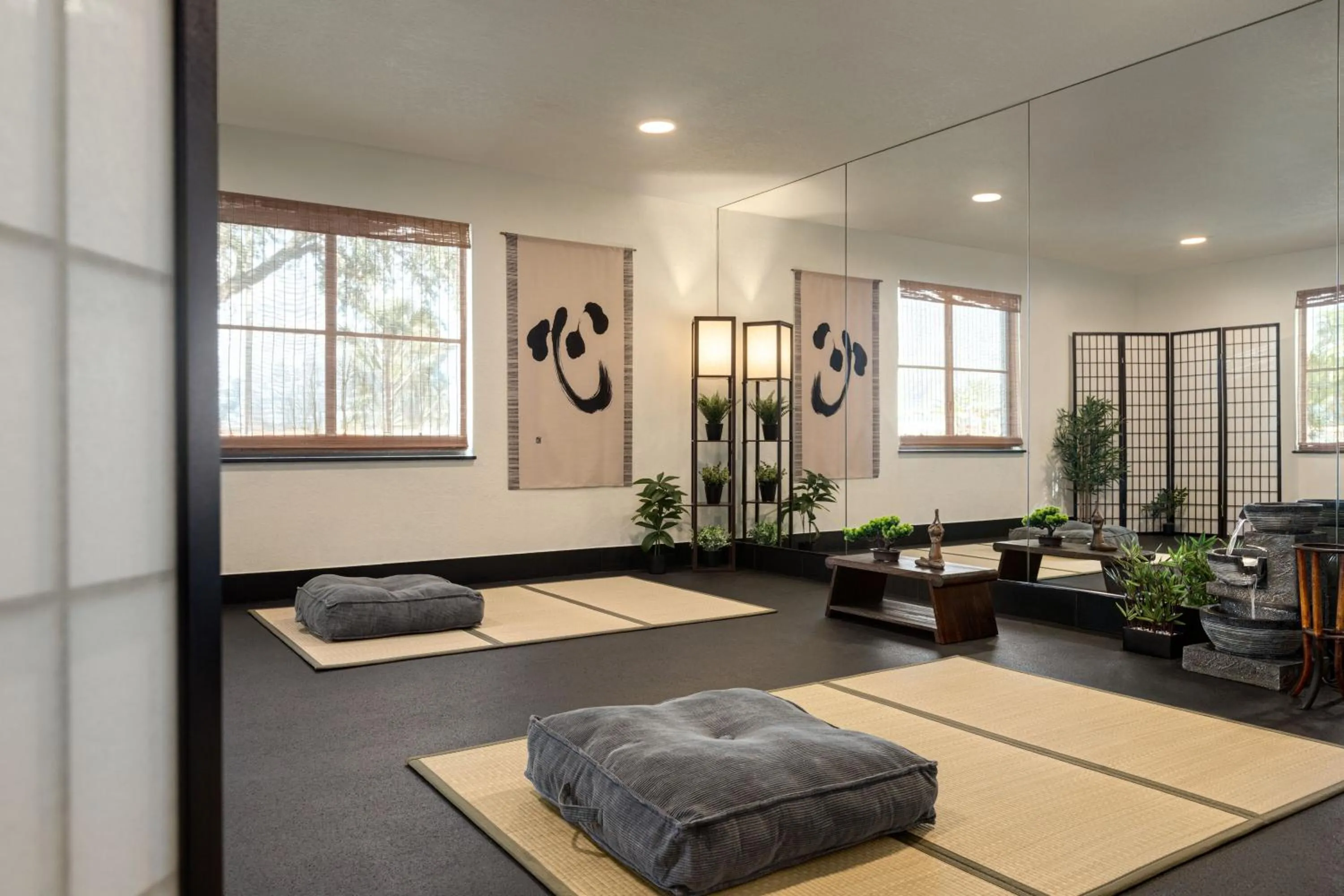 Fitness centre/facilities, Bed in Mai Hana Hotel- Intl Drive, Trademark Collection by Wyndham