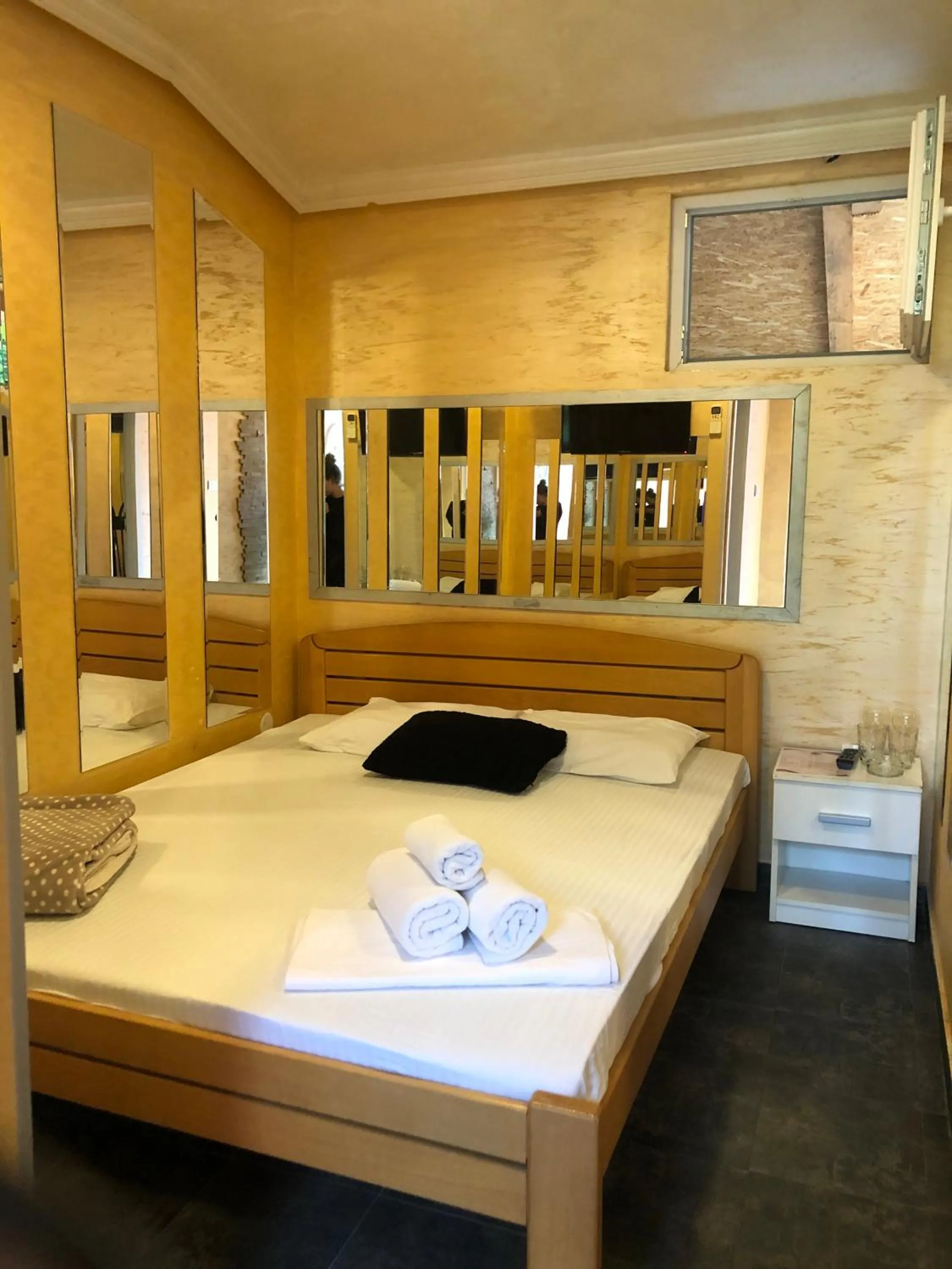 Bed in Spa Secret