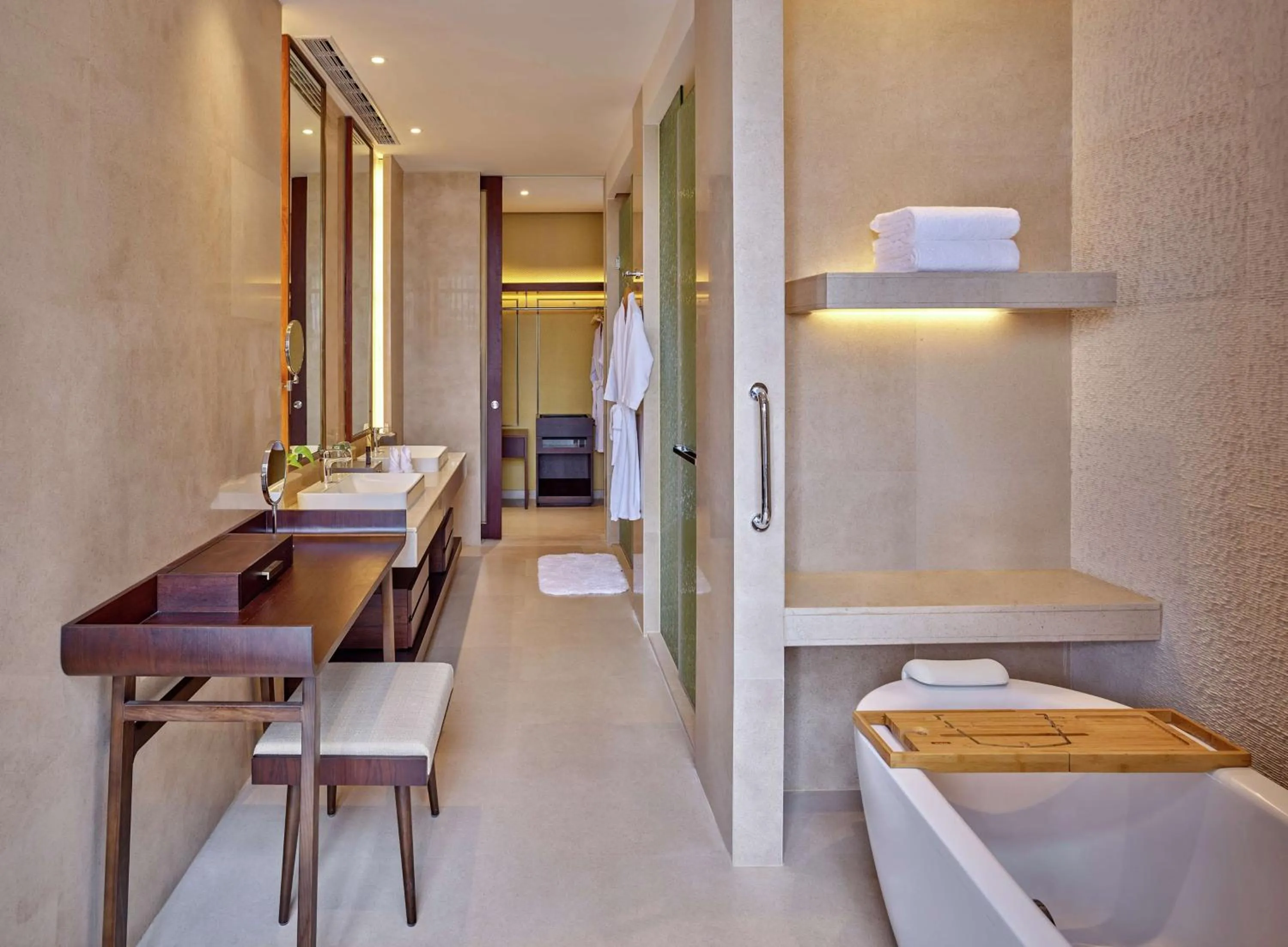 Bathroom in Lushan West Sea Resort, Curio Collection by Hilton