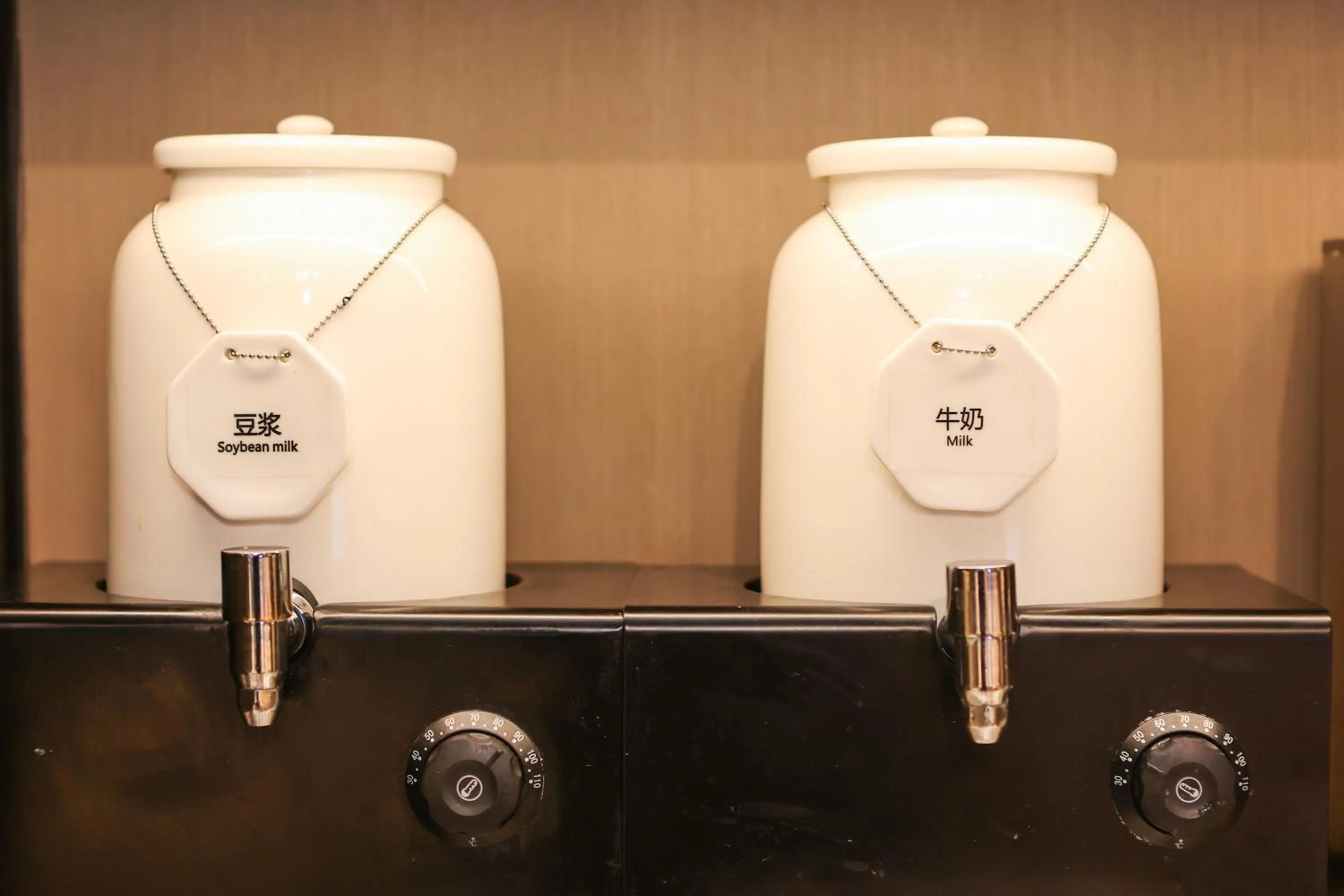 Breakfast in JI Hotel (Shanghai People's Square Middle Fujian Road)