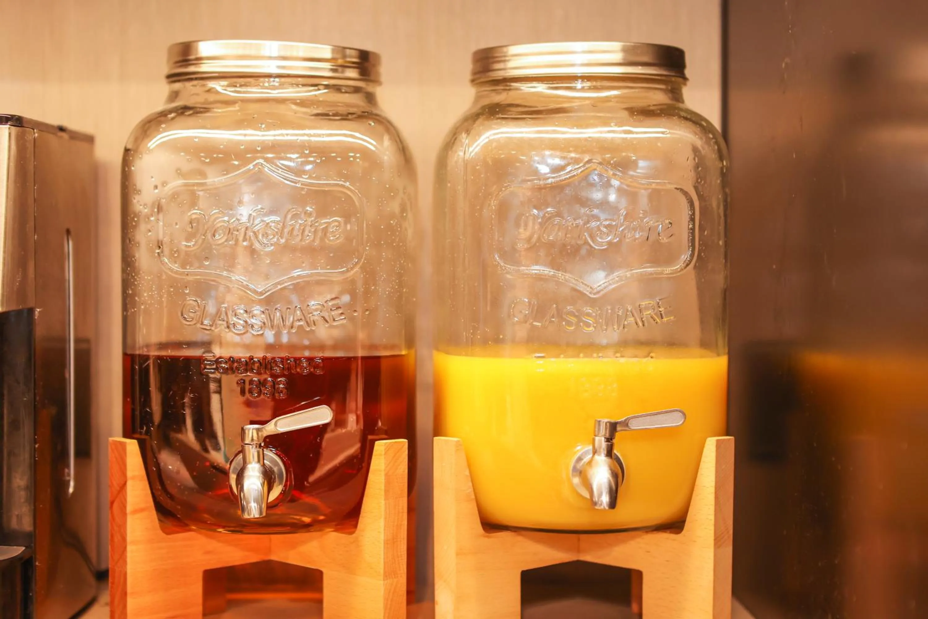 Restaurant/places to eat in JI Hotel (Shanghai People's Square Middle Fujian Road)