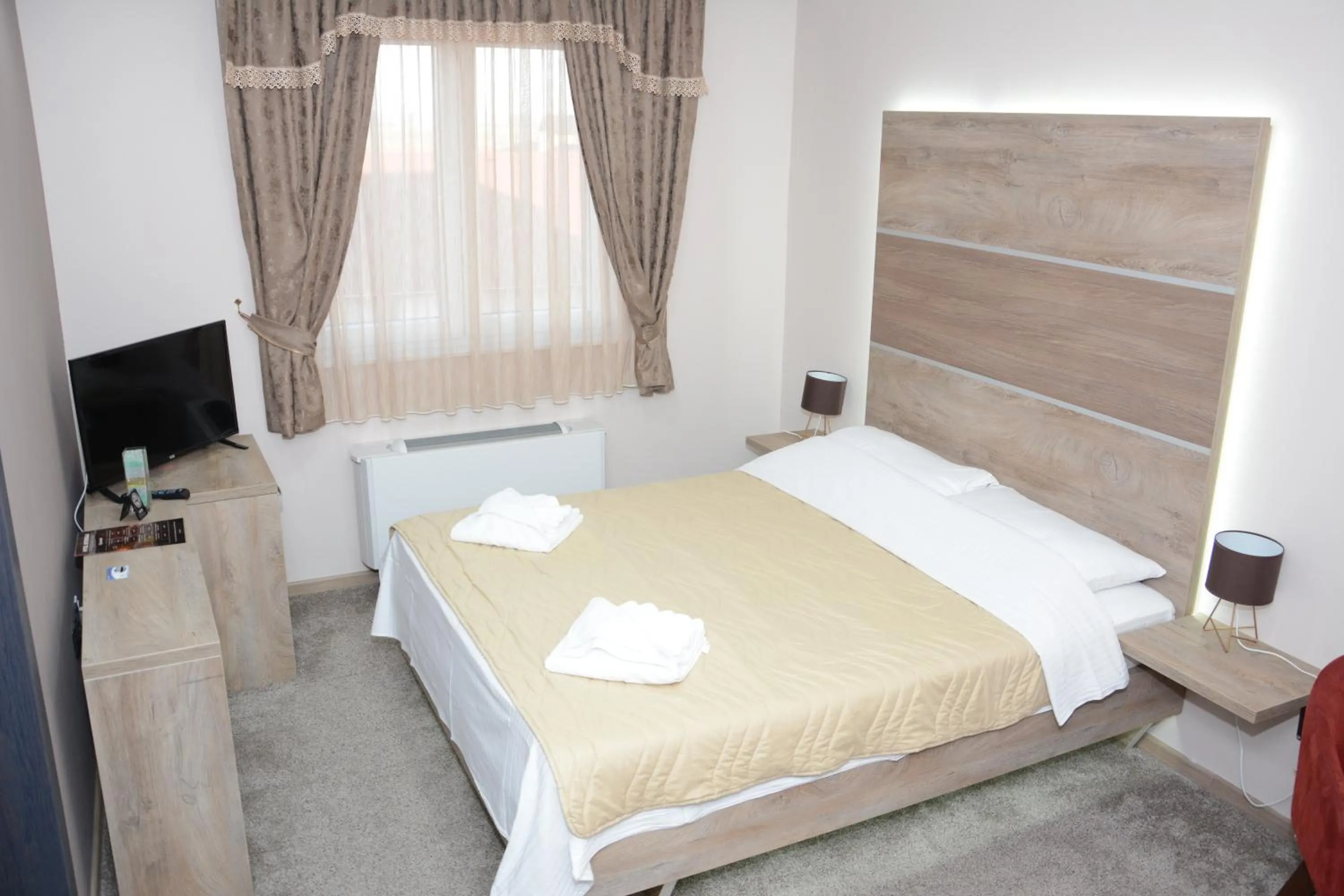Bed in Hotel Intergaj Bijeljina