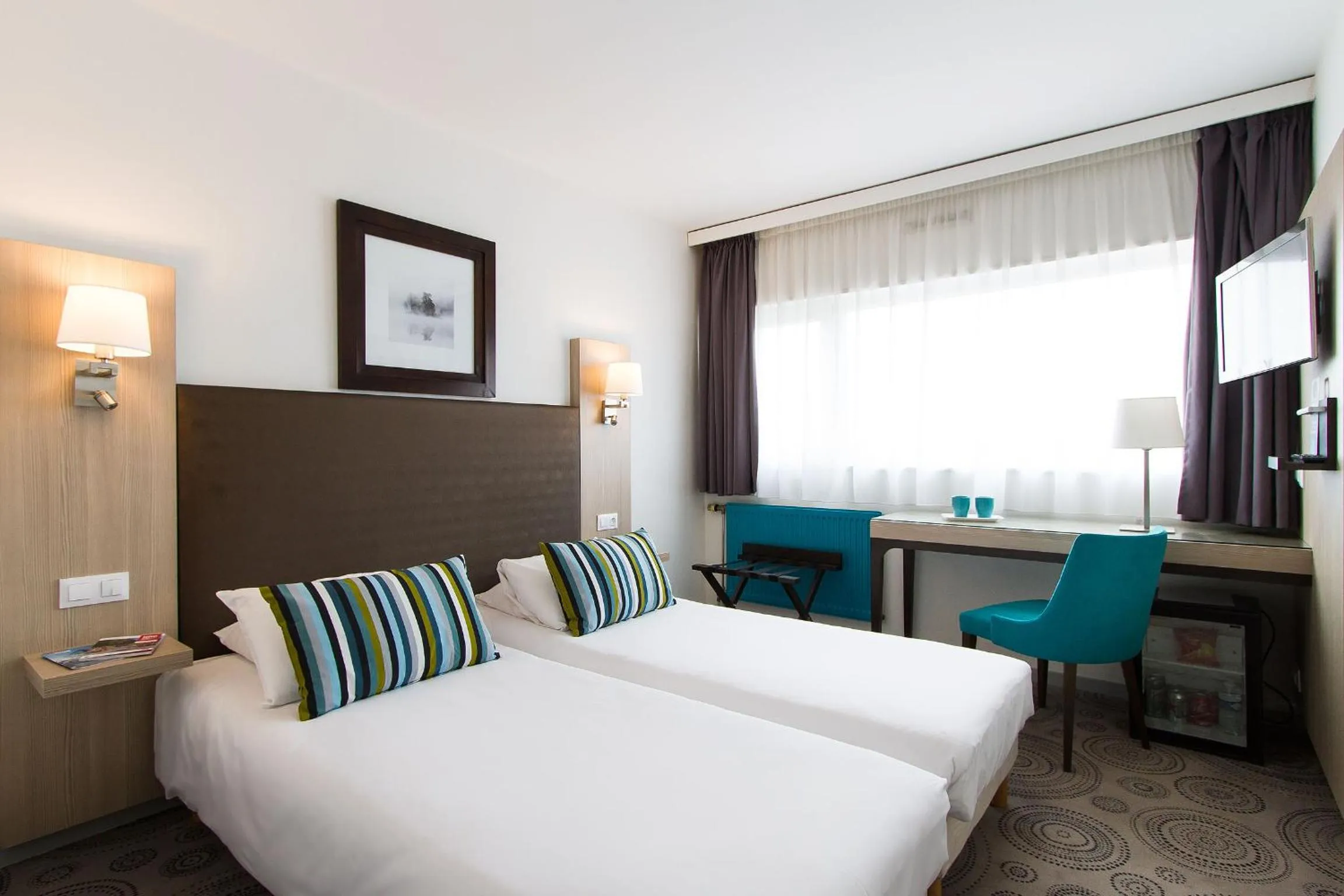 Photo of the whole room, Bed in Hotel Lille Europe