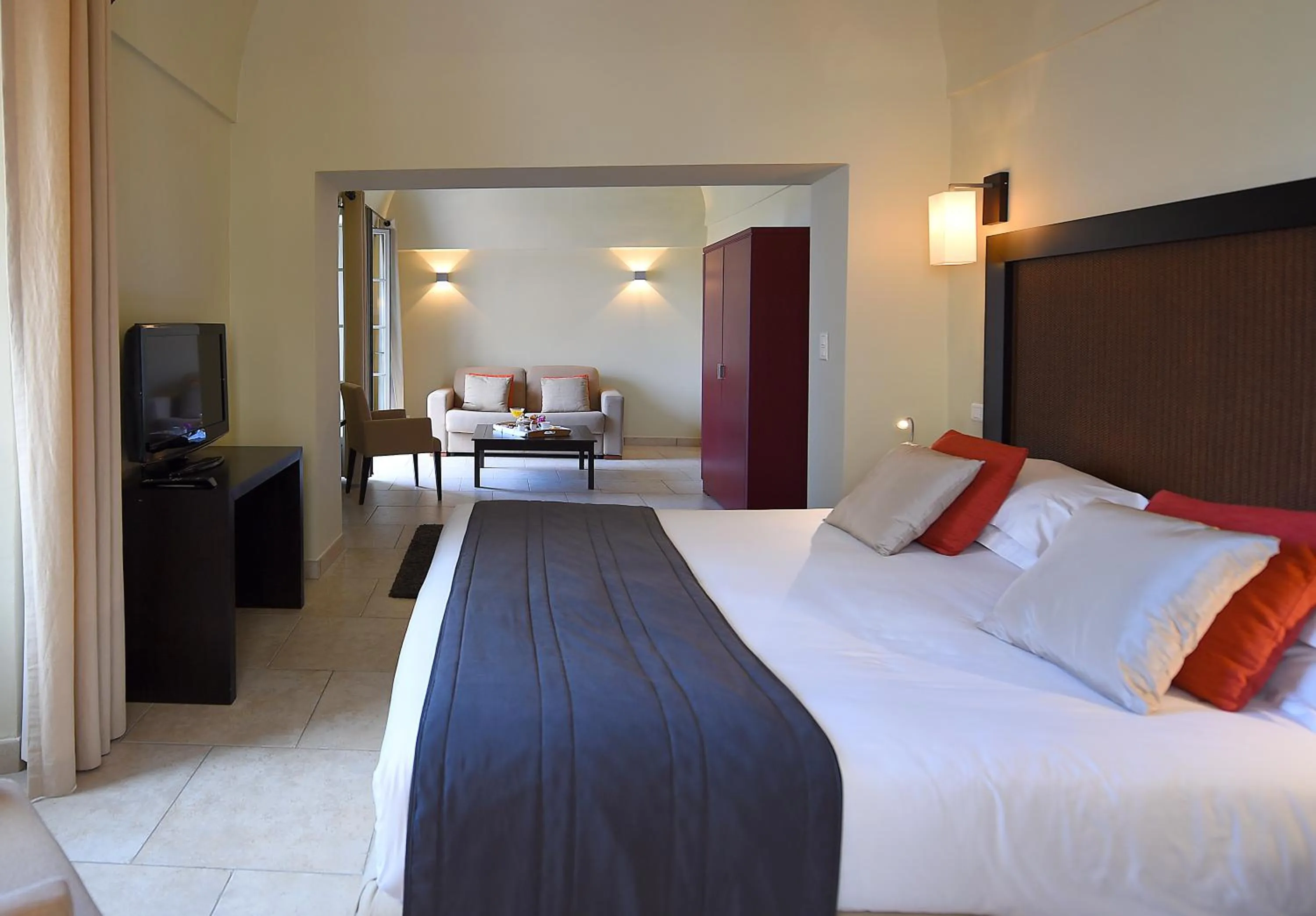 Photo of the whole room, Bed in Perla Rossa