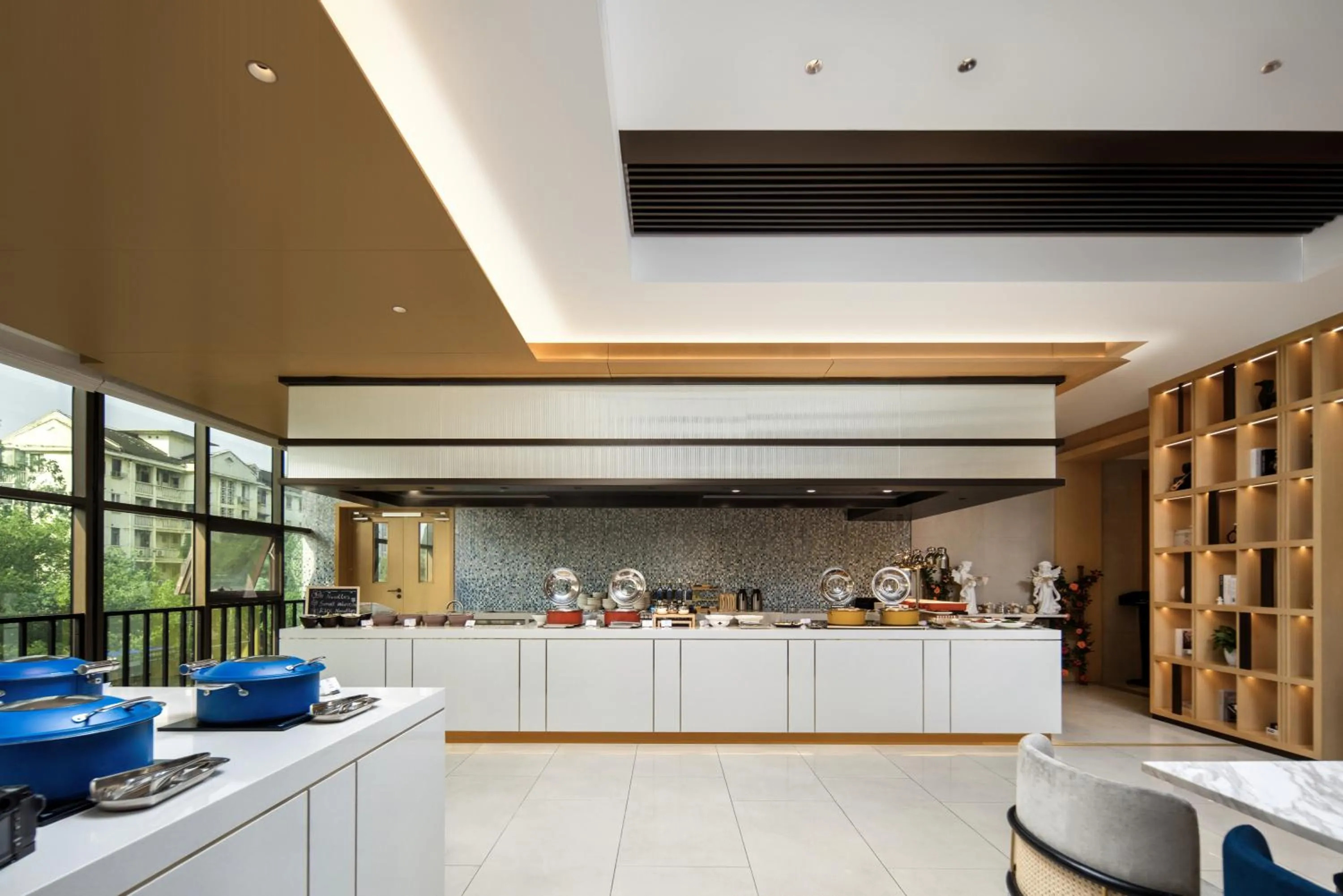 Restaurant/places to eat in Hilton Garden Inn Shanghai Jiading