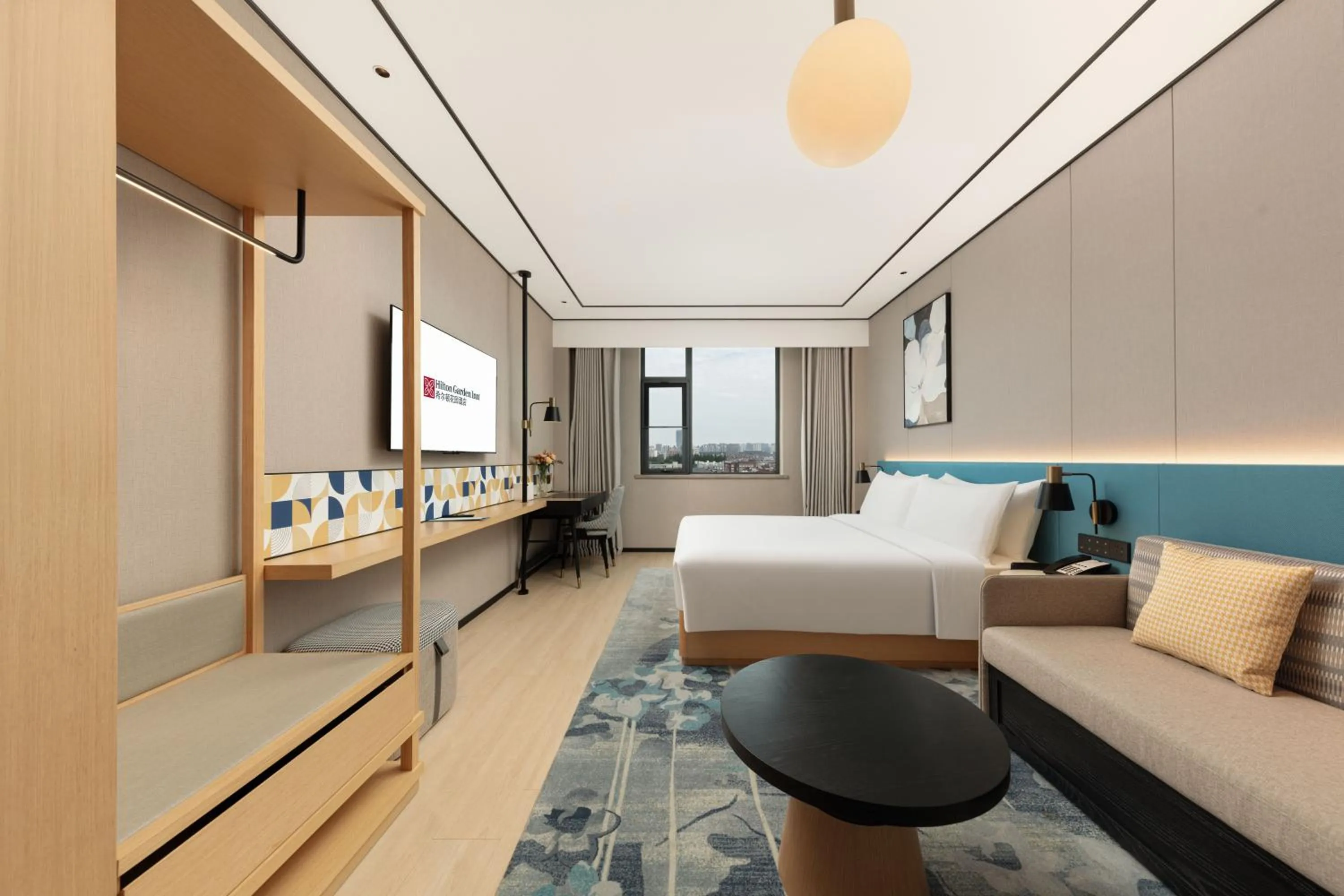 Bed in Hilton Garden Inn Shanghai Jiading